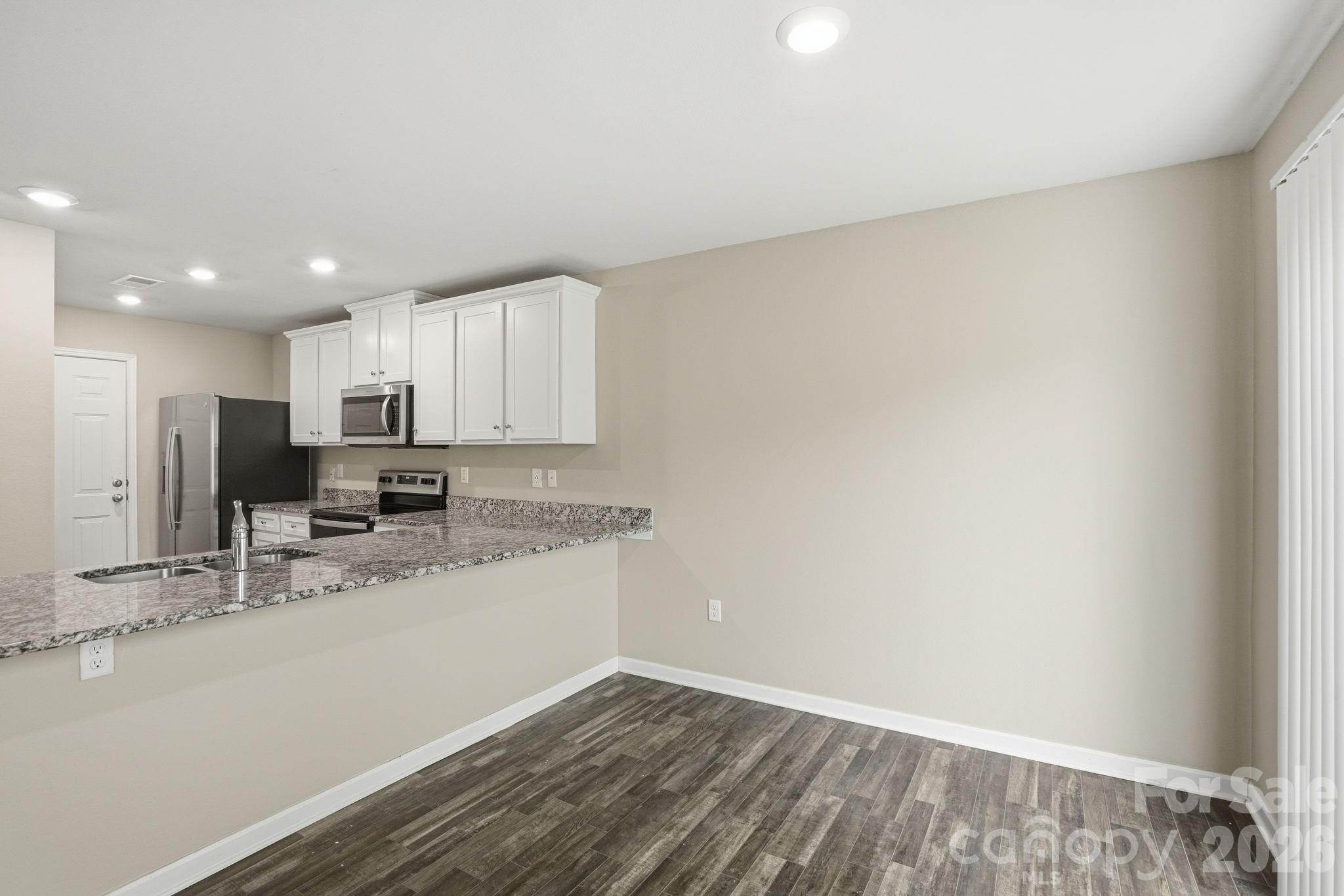 Single Family Residence at 467 Belcaro Drive, Kings Mountain, photo 7 of 42