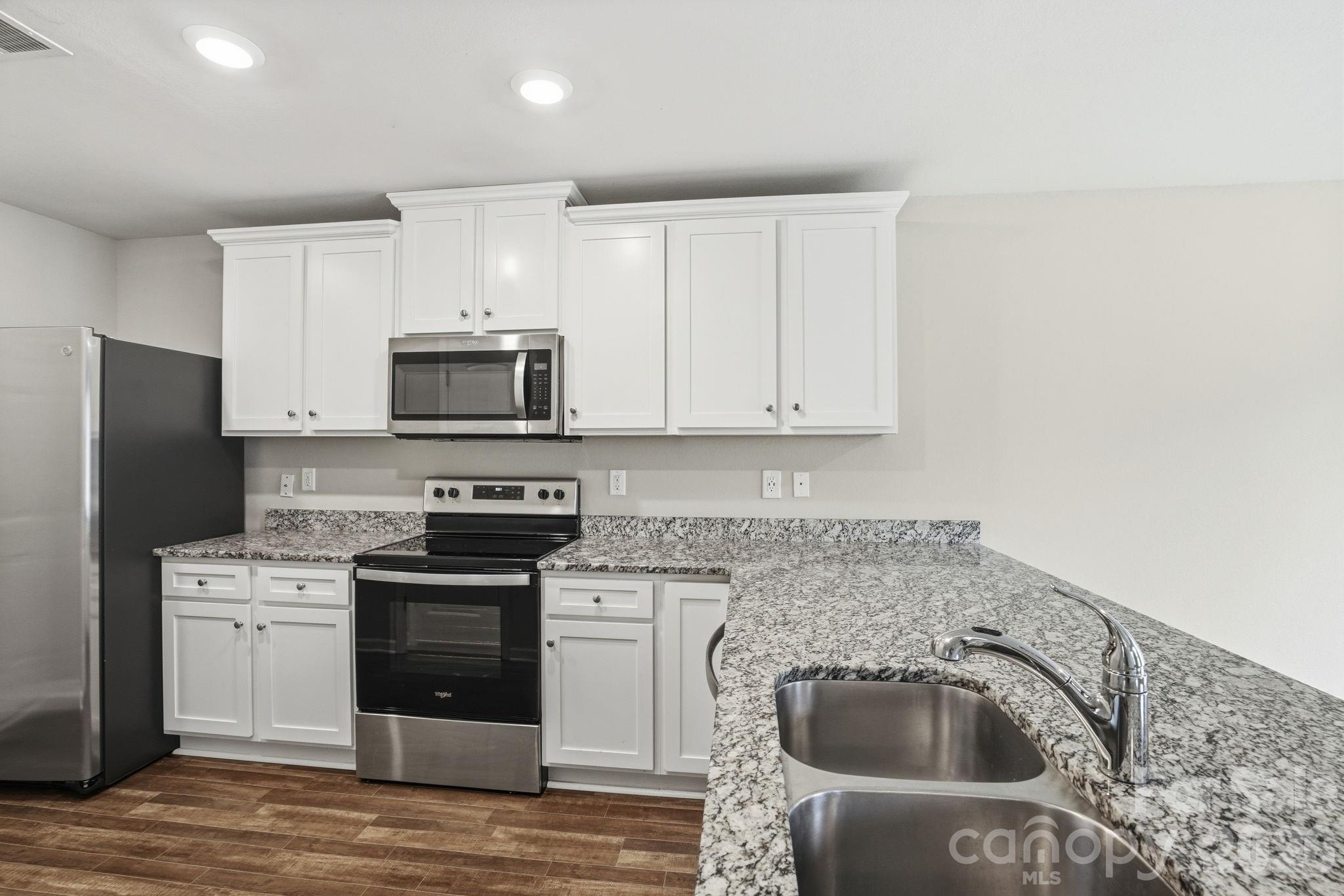 Single Family Residence at 467 Belcaro Drive, Kings Mountain, photo 17 of 42