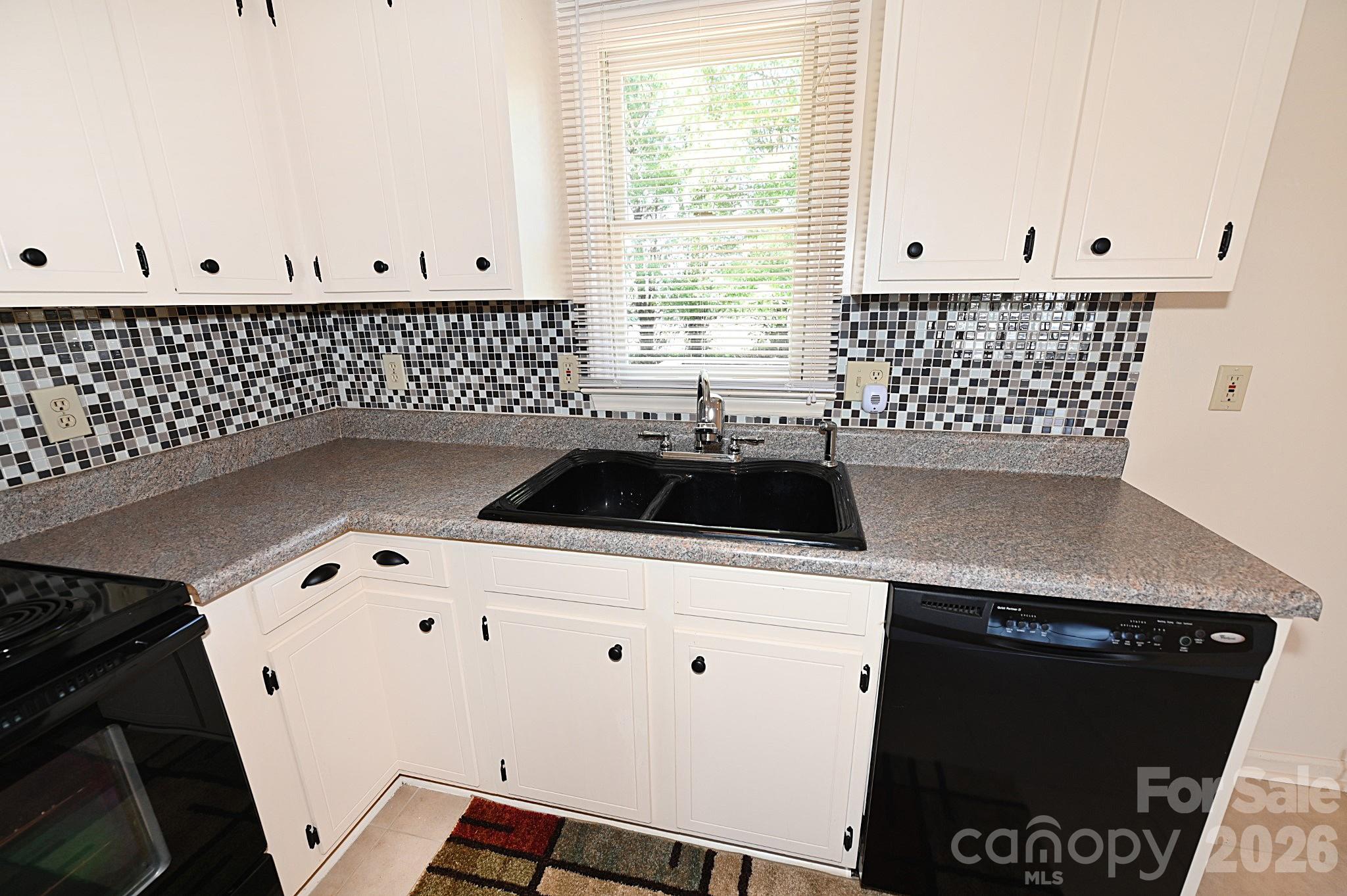 Single Family Residence at 4445 Sulphur Springs Road NE, Hickory, photo 6 of 34
