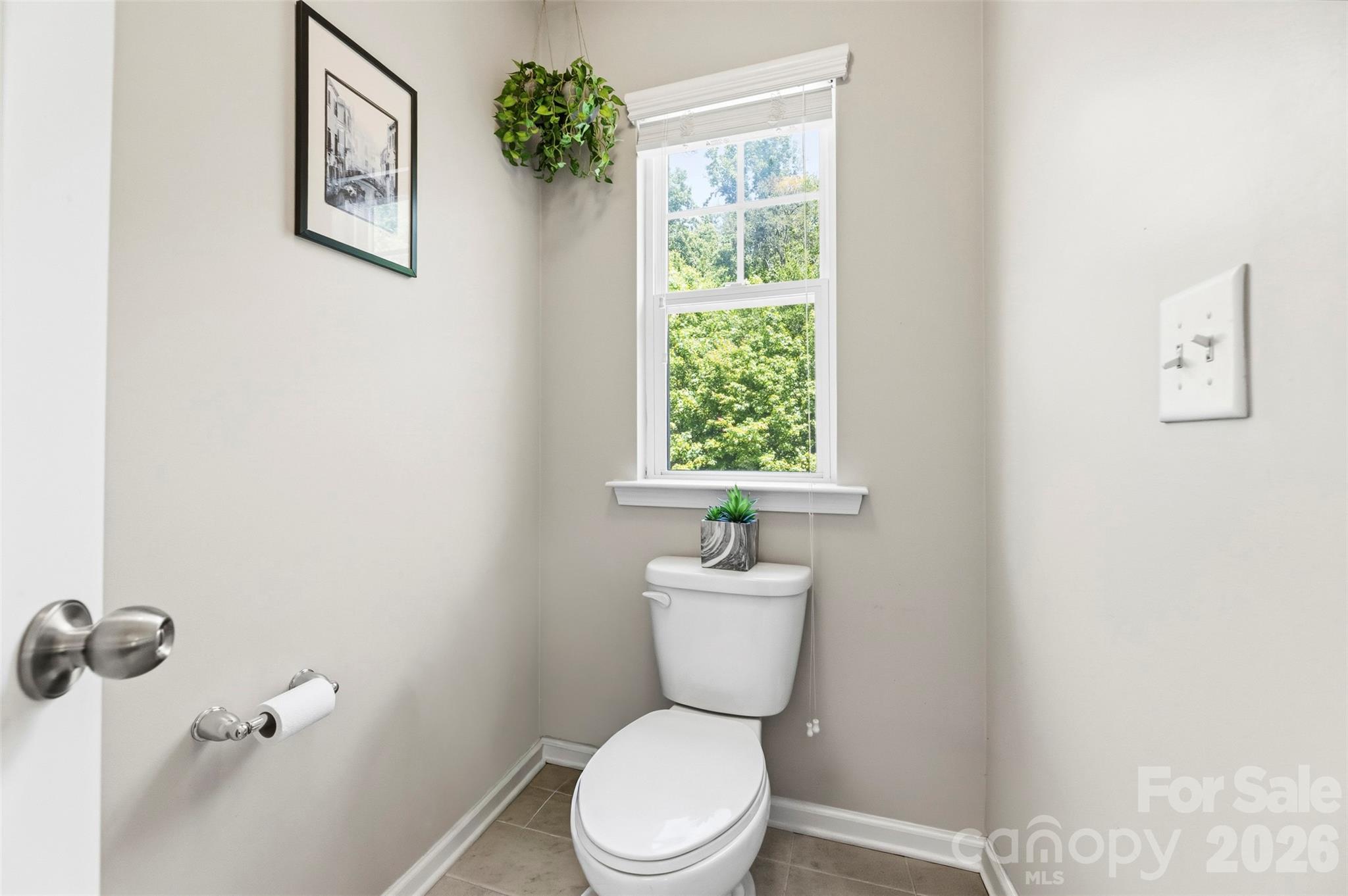 Single Family Residence at 2028 Brightflower Lane, York, photo 29 of 48