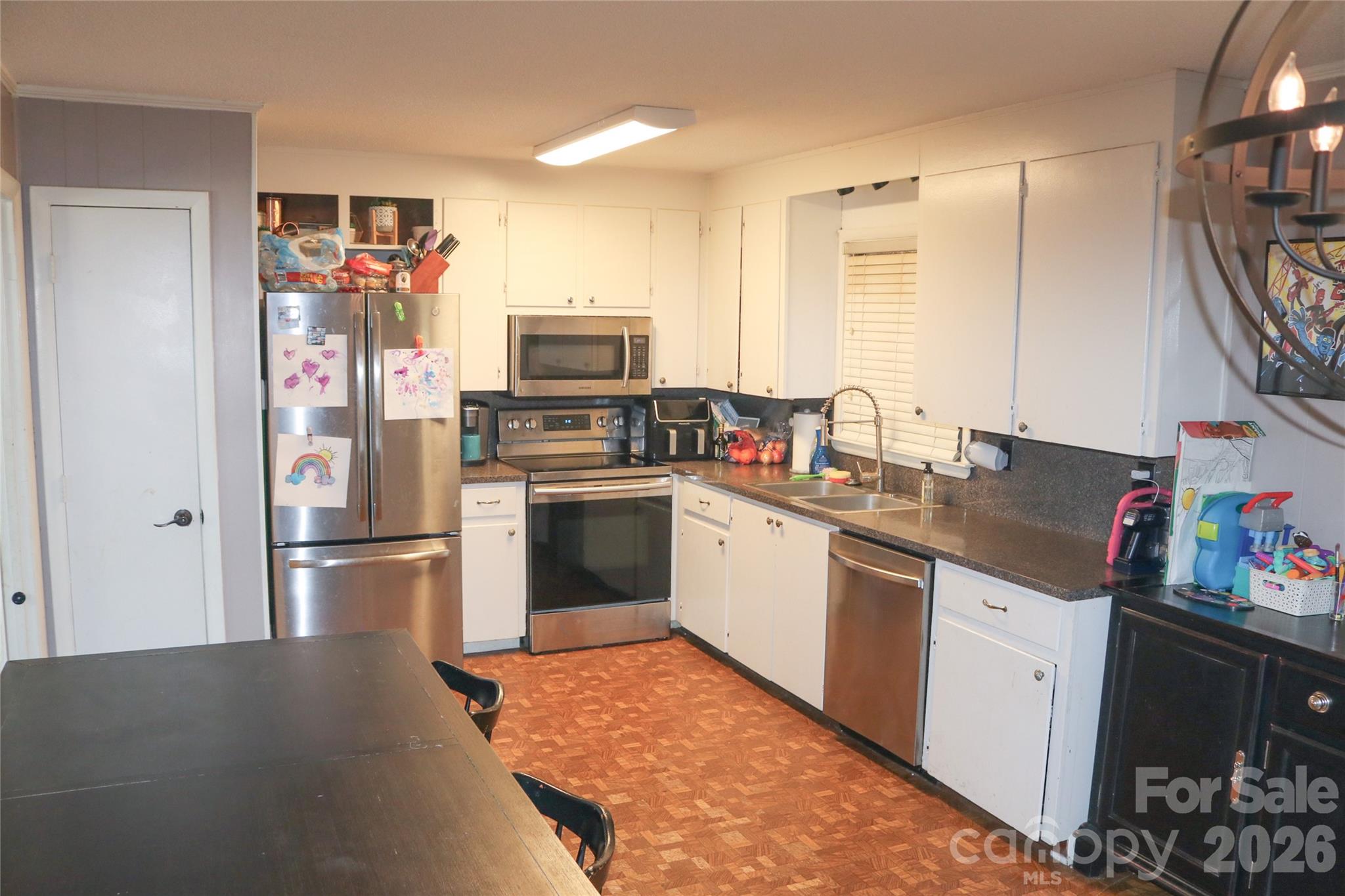 Single Family Residence at 307 Meadowbrook Drive, Newton, photo 12 of 17
