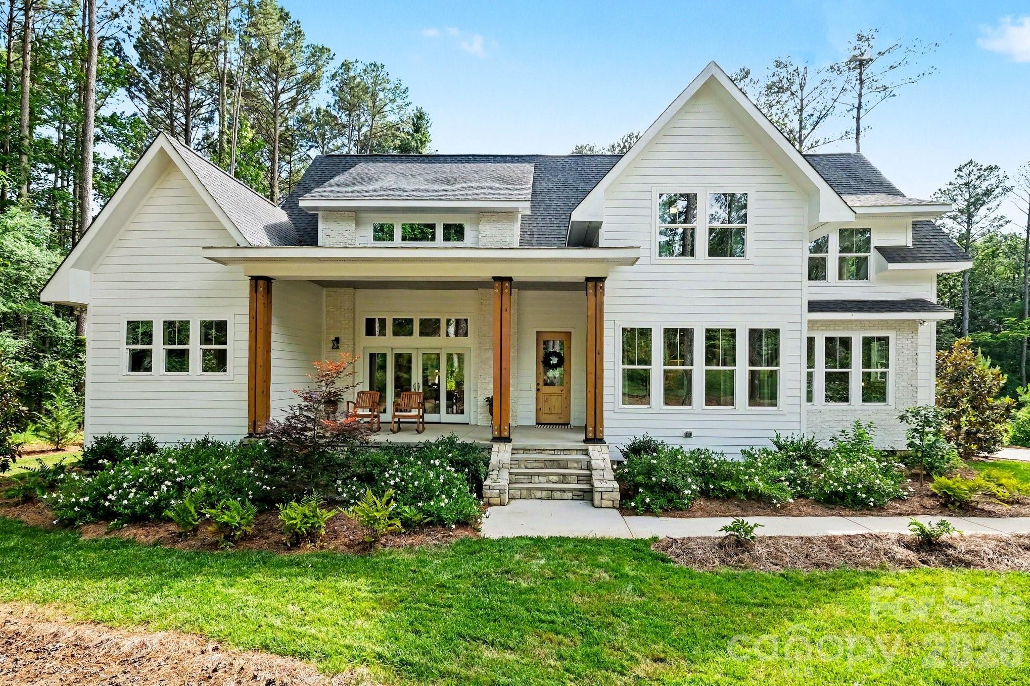 Single Family Residence at 3401 Sherman Drive, Lancaster, photo 3 of 47