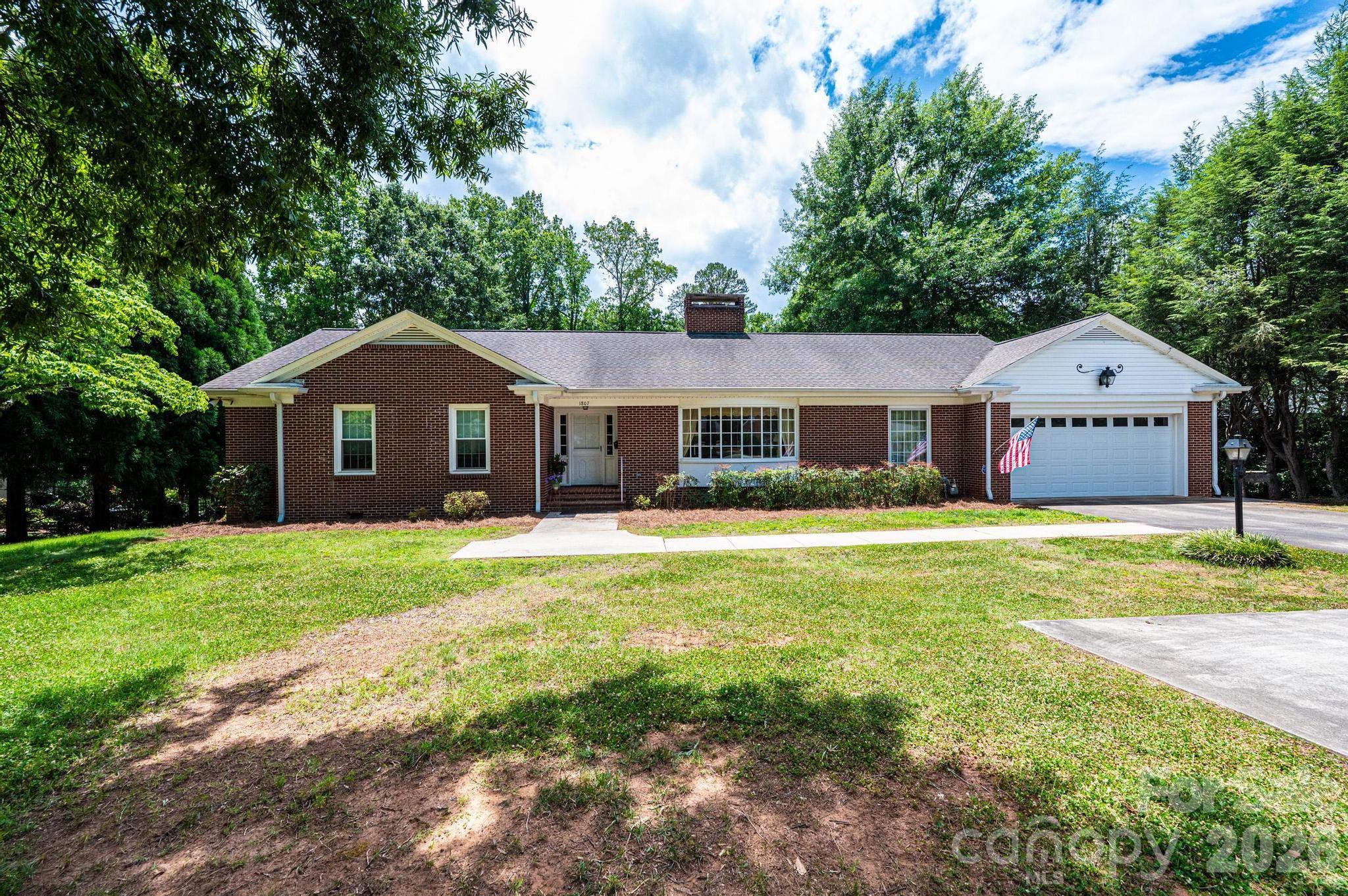 Single Family Residence at 1807 5th Street NW, Hickory, photo 2 of 48