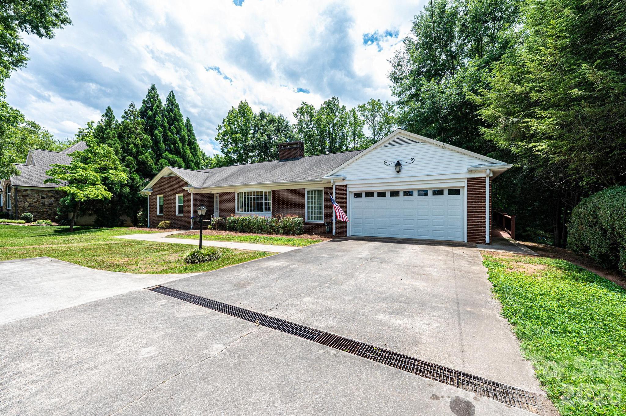Single Family Residence at 1807 5th Street NW, Hickory, photo 3 of 48