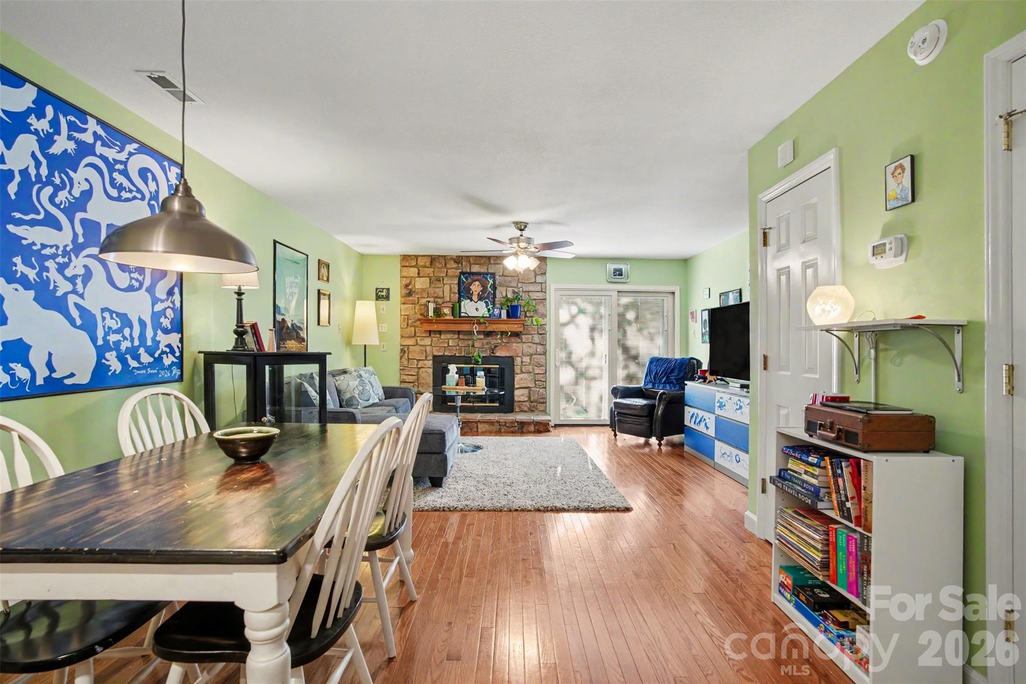 Townhouse at 1535 South Point Road, Belmont, photo 8 of 29