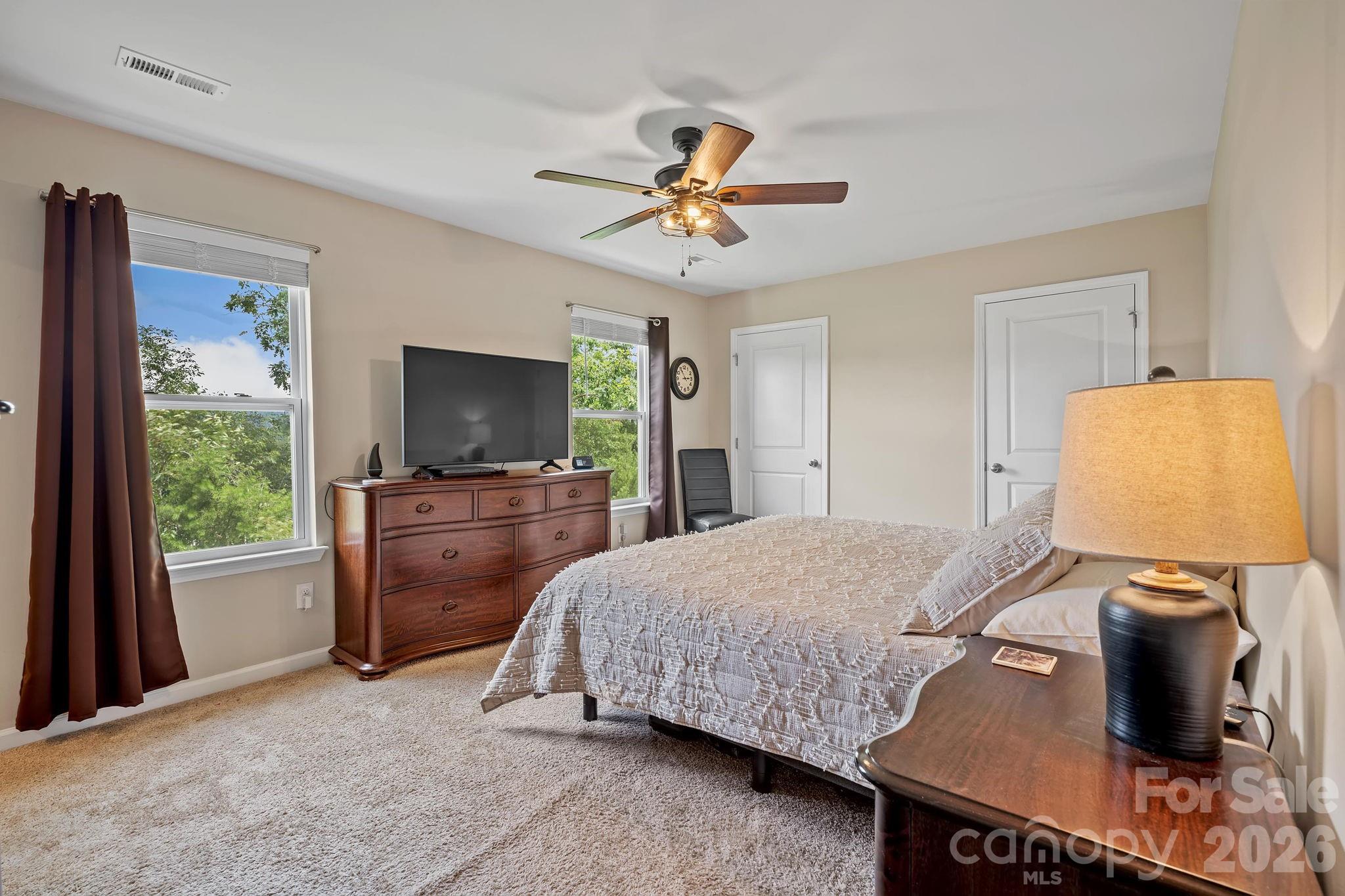 Townhouse at 10 Benedict Lane, Weaverville, photo 17 of 36