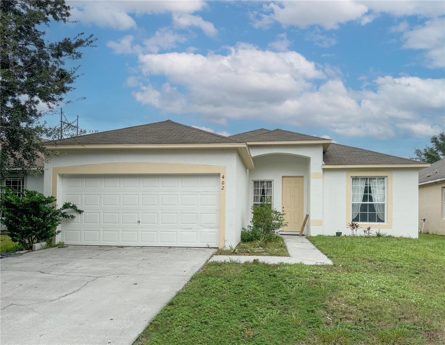 402 SUNSET VIEW DR