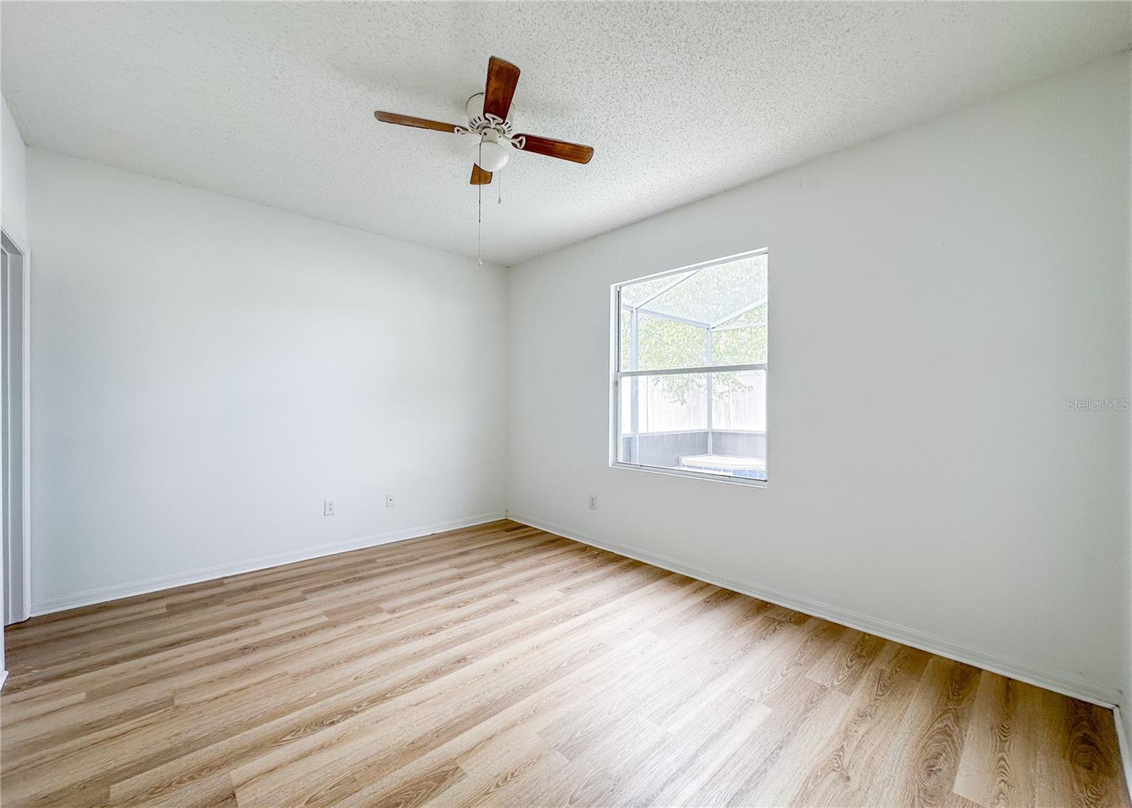 Single Family Residence at 402 SUNSET VIEW DR, DAVENPORT, photo 12 of 22