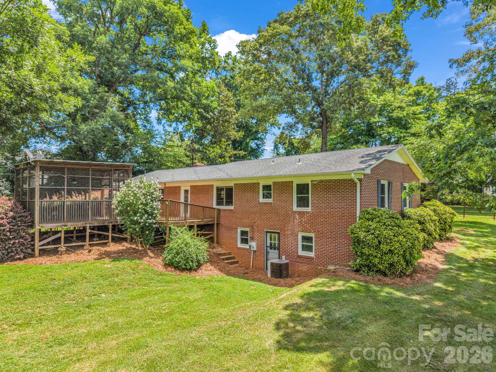 Single Family Residence at 184 Edwards Street, Rutherfordton, photo 5 of 48