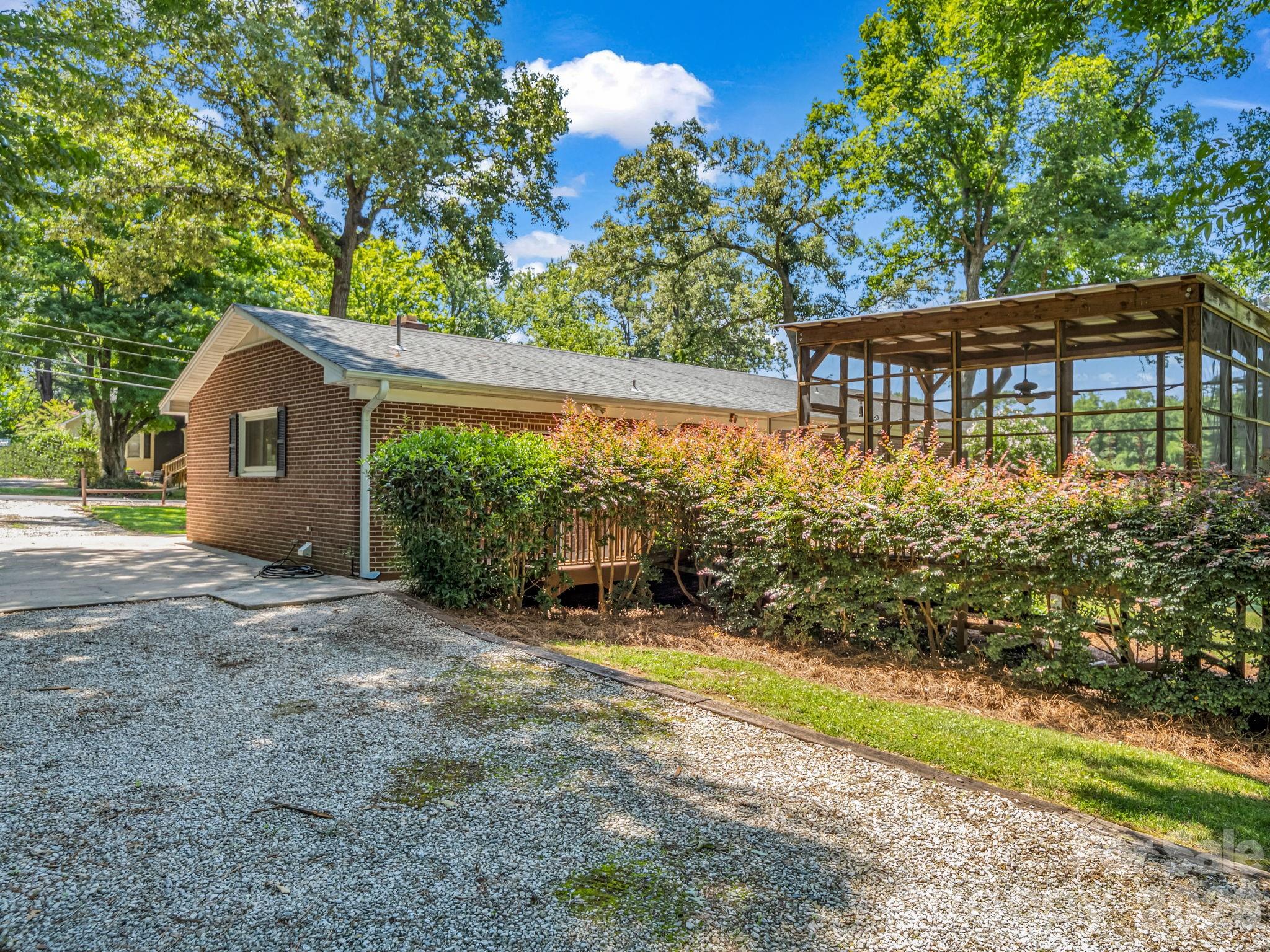 Single Family Residence at 184 Edwards Street, Rutherfordton, photo 7 of 48