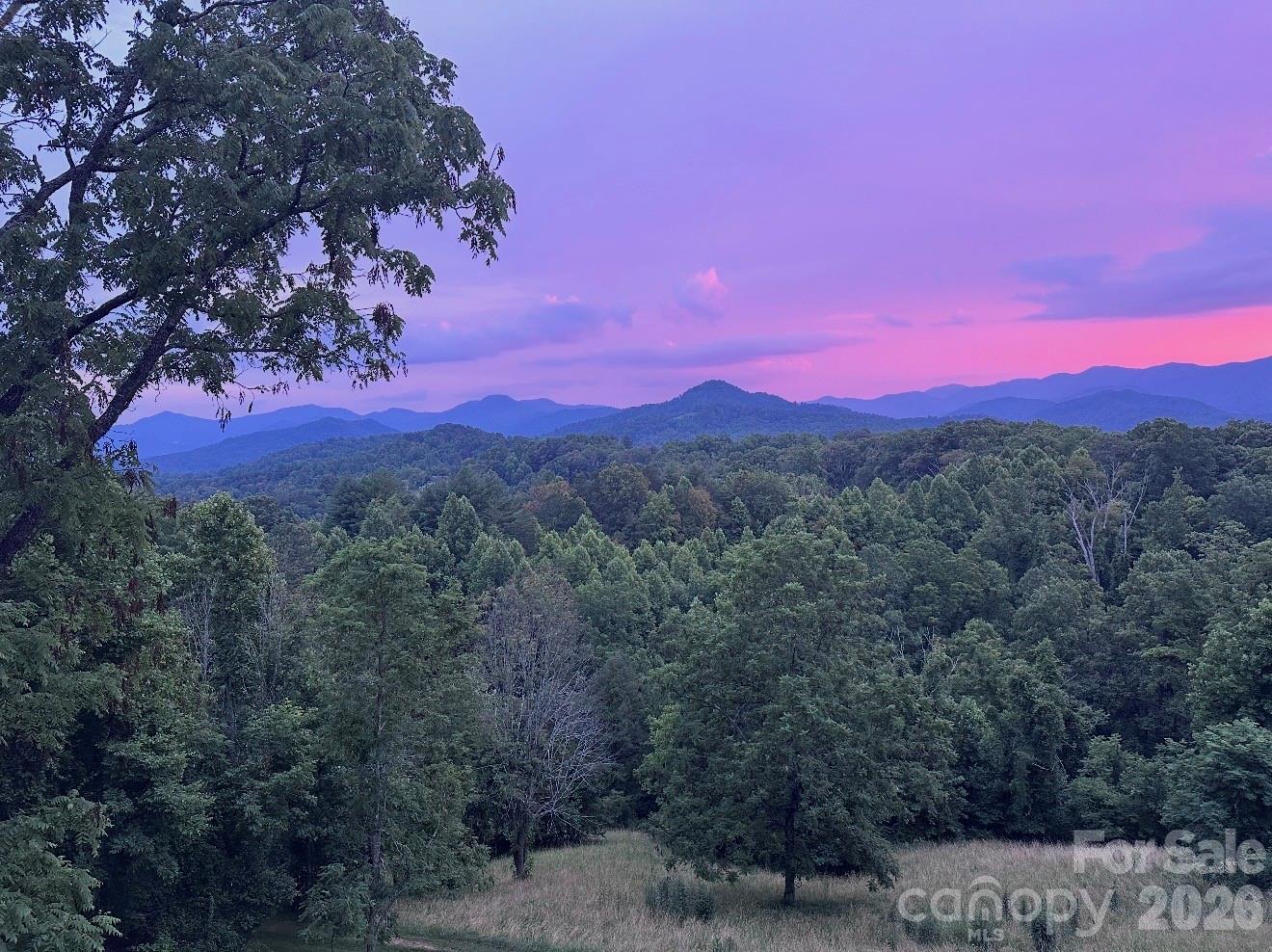 Nightly Beautiful Sunsets - 70 Heslar Way, Marshall