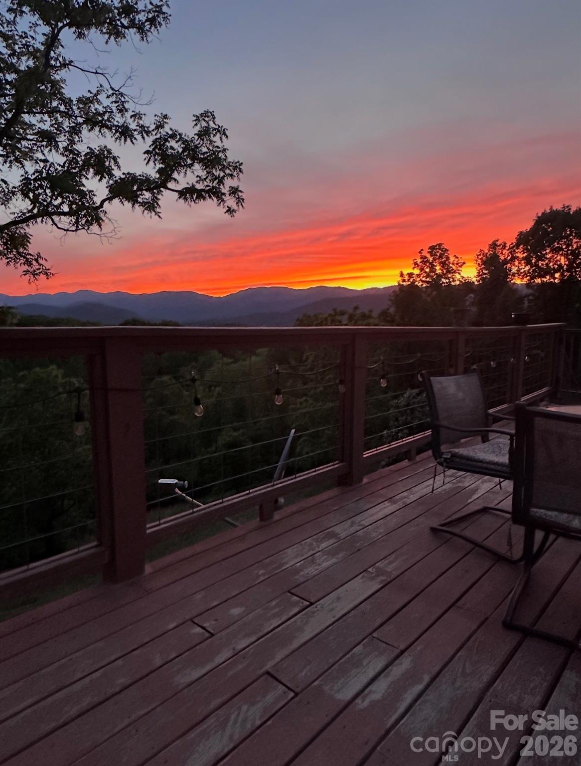 Sunset off the deck - 70 Heslar Way, Marshall
