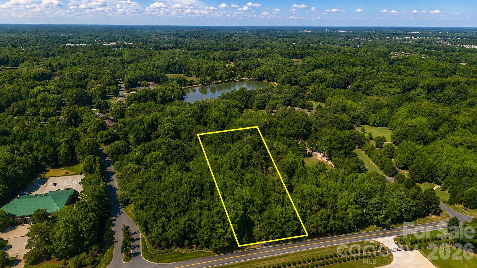 Single Family Residence at 8903 New Town Road, Waxhaw, photo 2 of 22