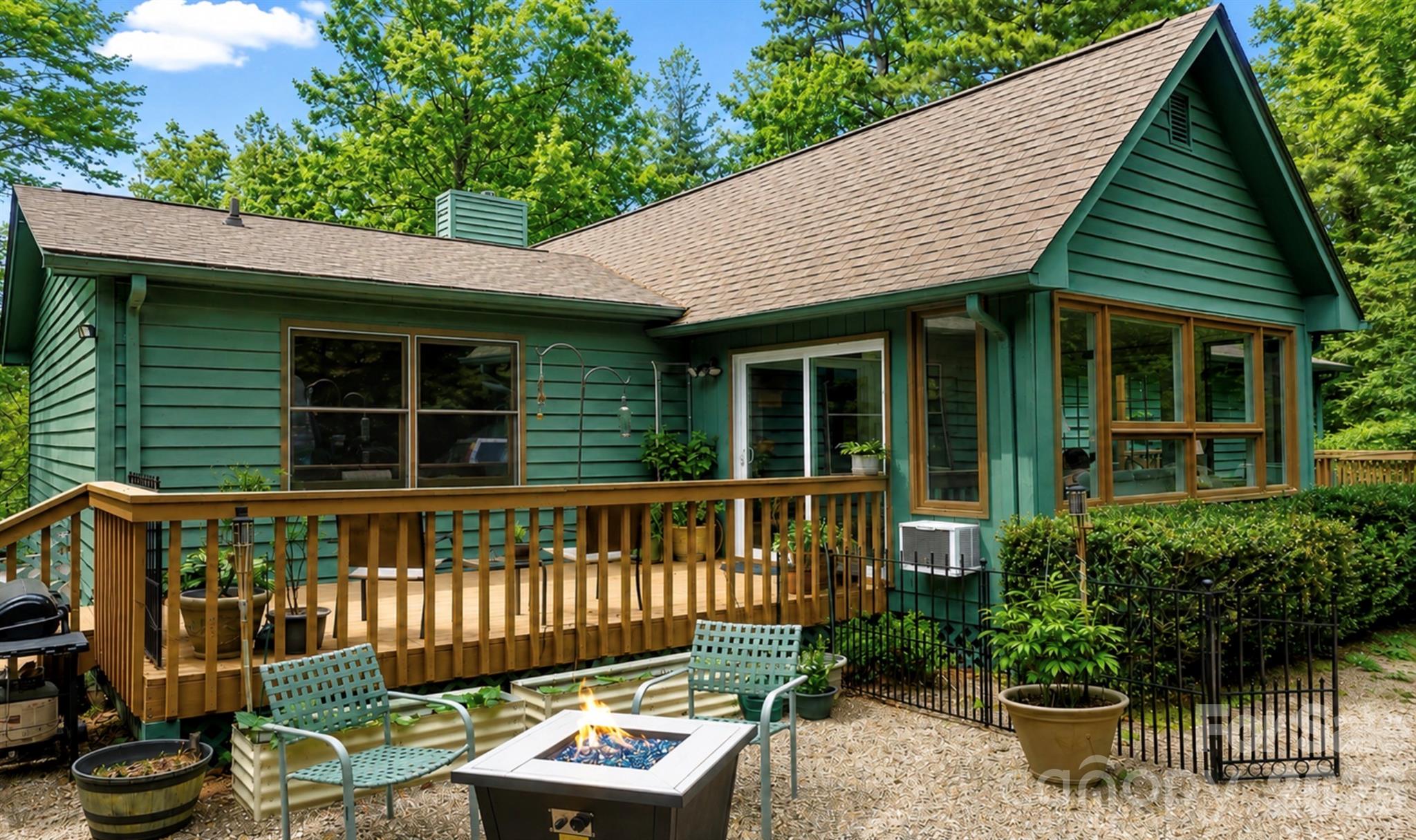 Enjoy outdoor living year round - 2698 Connestee Trail, Brevard