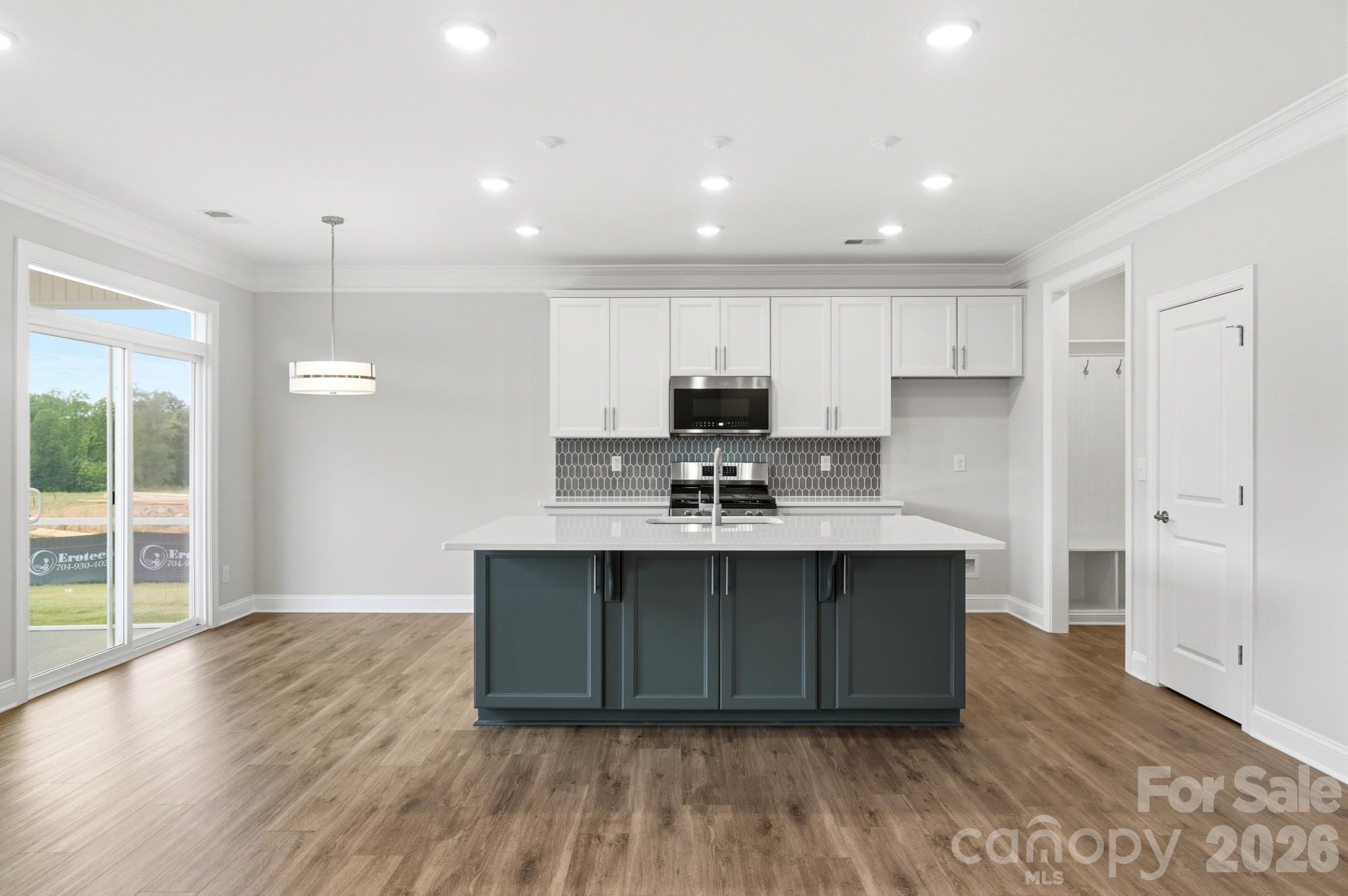 Kitchen - 15216 First Broad Drive, Huntersville