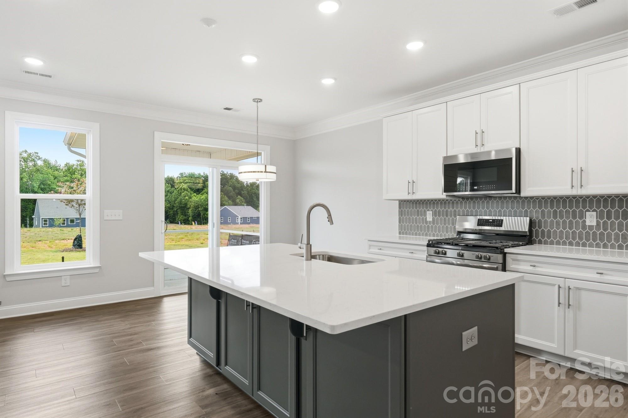 Kitchen - 15216 First Broad Drive, Huntersville