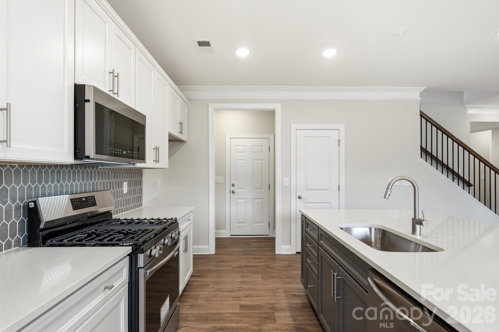 Kitchen - 15216 First Broad Drive, Huntersville