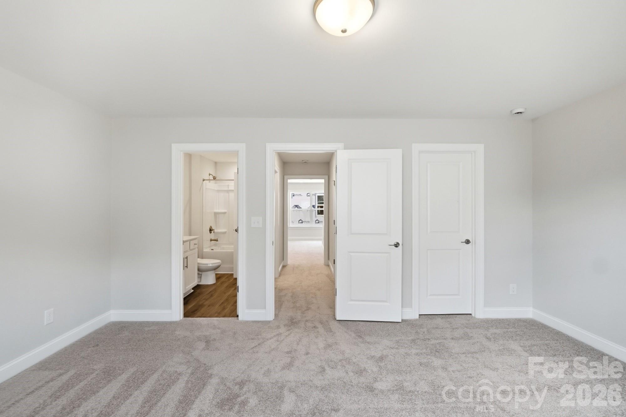 Upper level bedroom - 15216 First Broad Drive, Huntersville