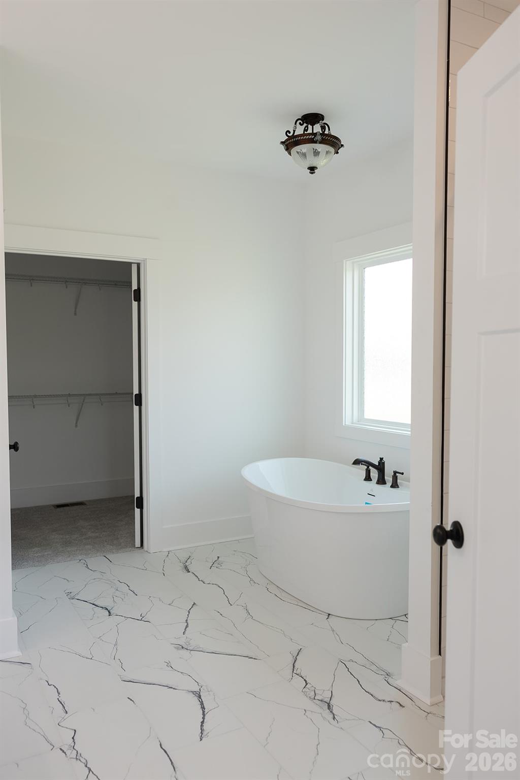 Single Family Residence at 573 Hopes Corner Drive, York, photo 12 of 35