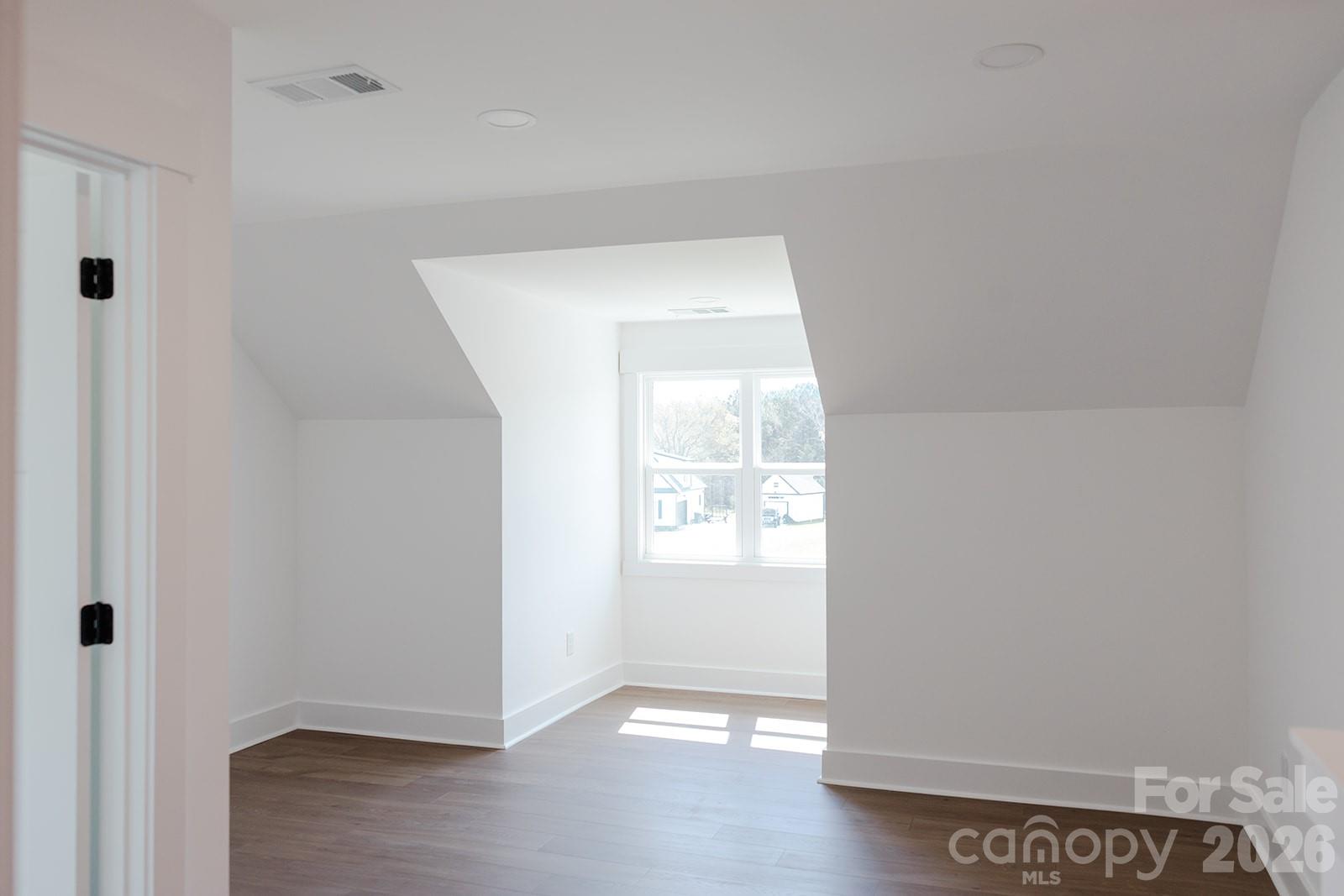 Single Family Residence at 573 Hopes Corner Drive, York, photo 24 of 35