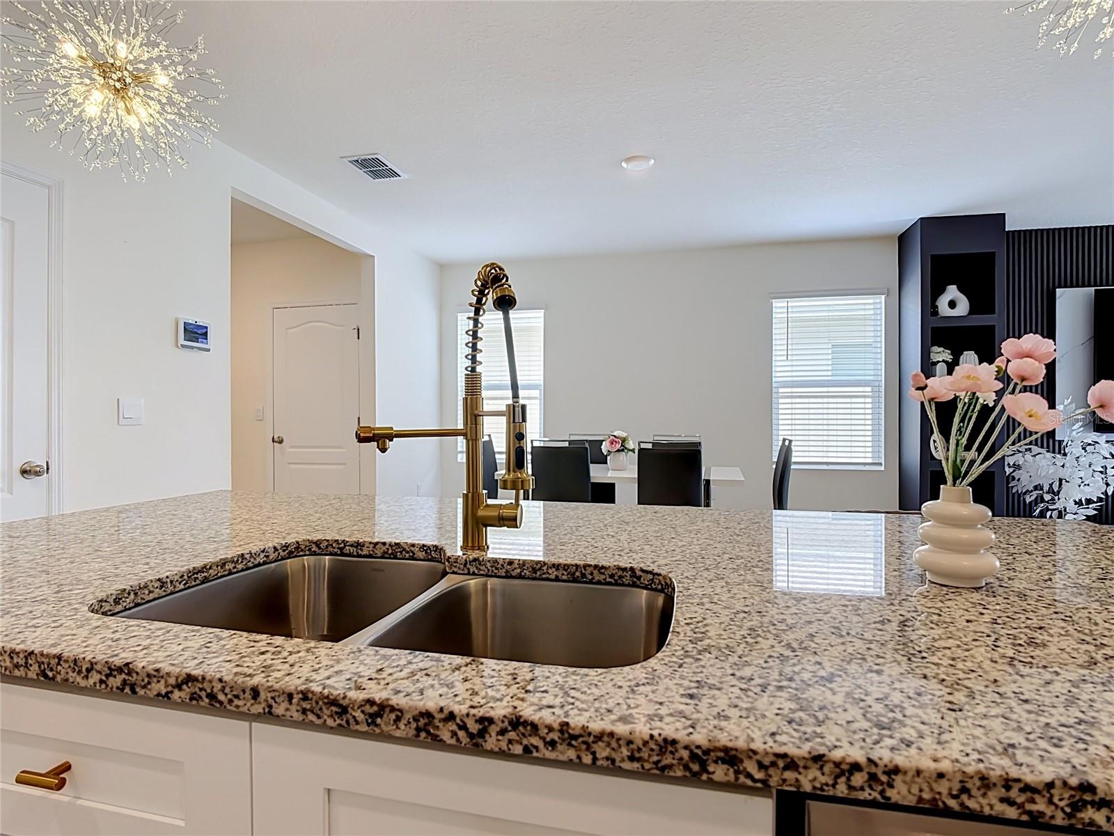 Single Family Residence at 1172 CASCADES AVE, DAVENPORT, photo 8 of 44