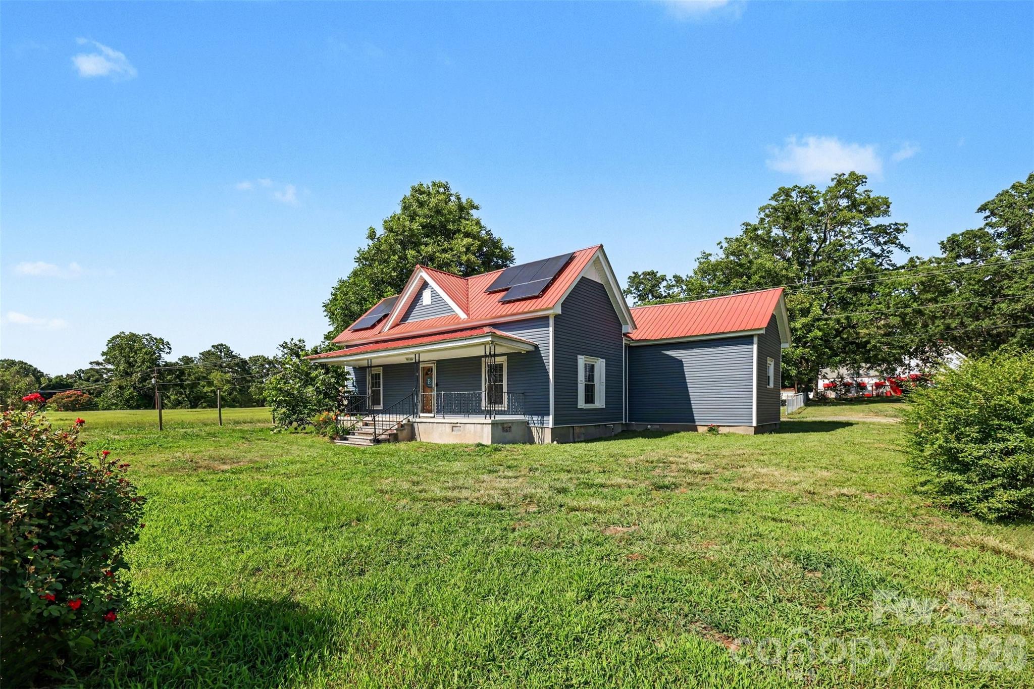 Single Family Residence at 110 Drakeford Road, Rock Hill, photo 17 of 26