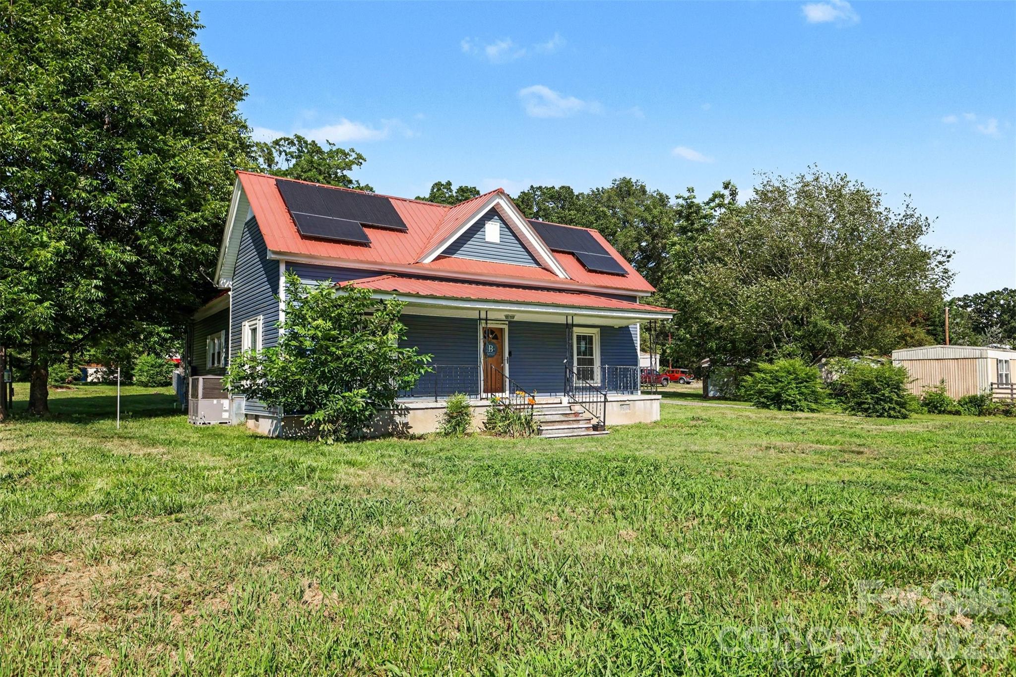 Single Family Residence at 110 Drakeford Road, Rock Hill, photo 16 of 26