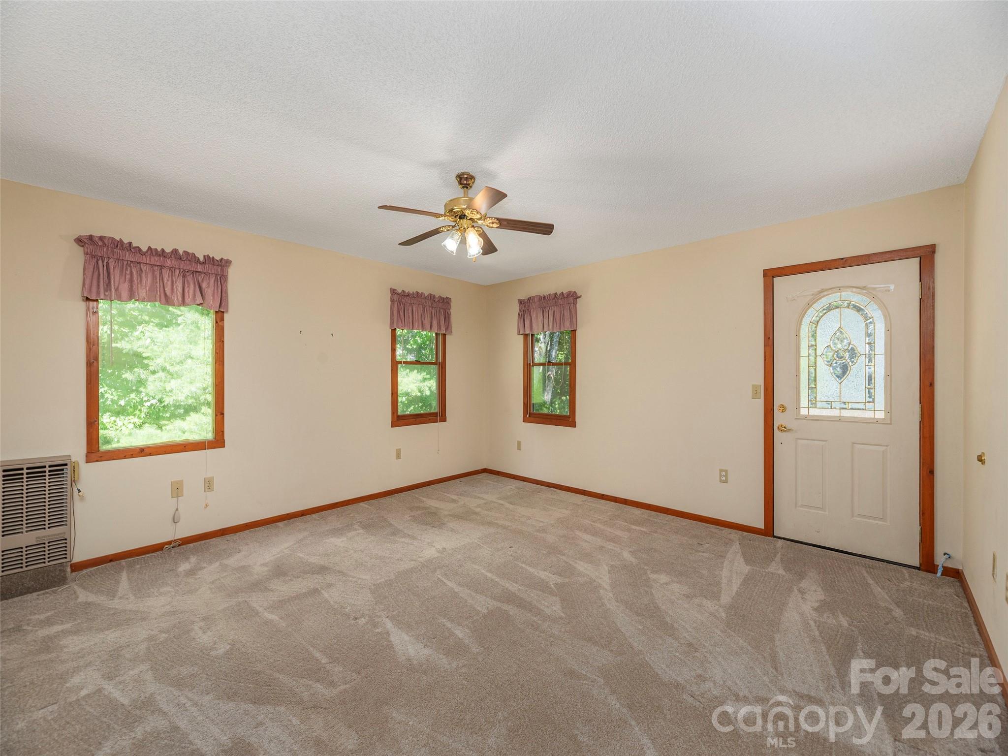 Single Family Residence at 1575 Red Maple Drive, Waynesville, photo 16 of 37