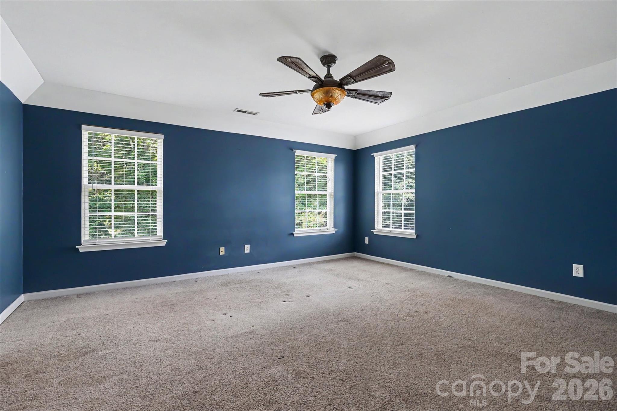 Single Family Residence at 697 Yvonne Drive SW, Concord, photo 13 of 34