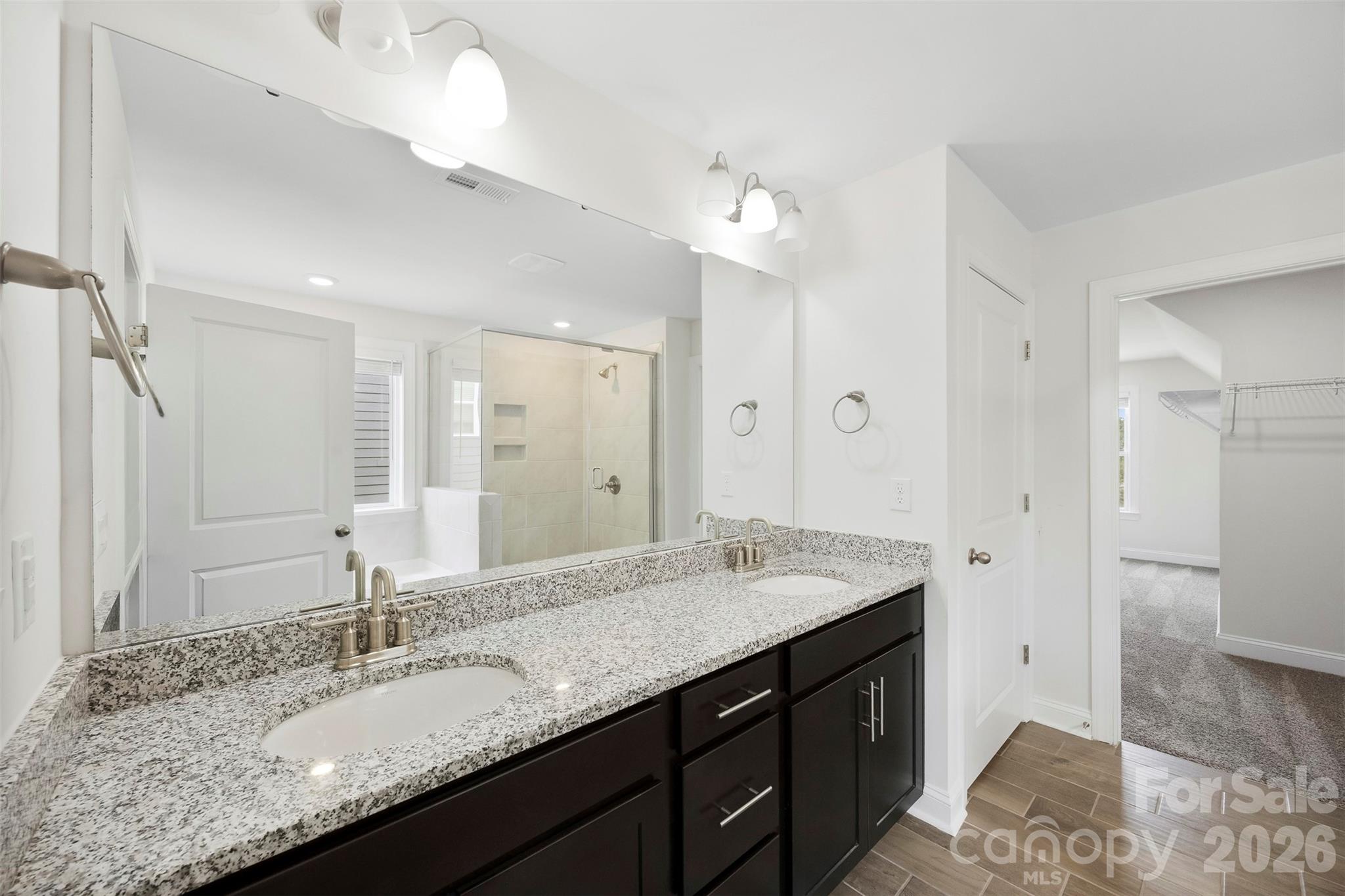 Single Family Residence at 5015 Whispy Vines Lane, Huntersville, photo 22 of 39