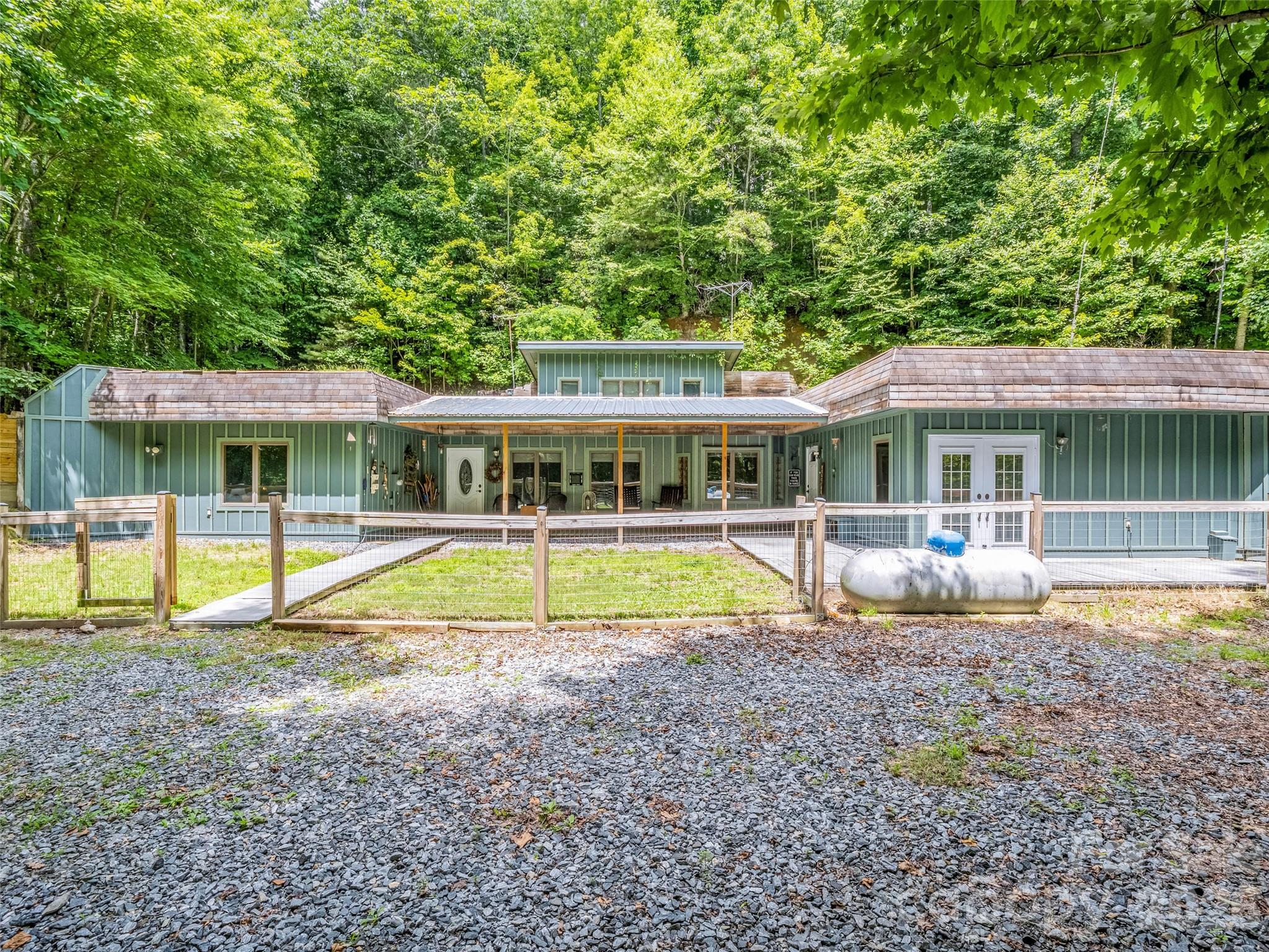 Single Family Residence at 707 Cascade Trail, Pisgah Forest, photo 2 of 48