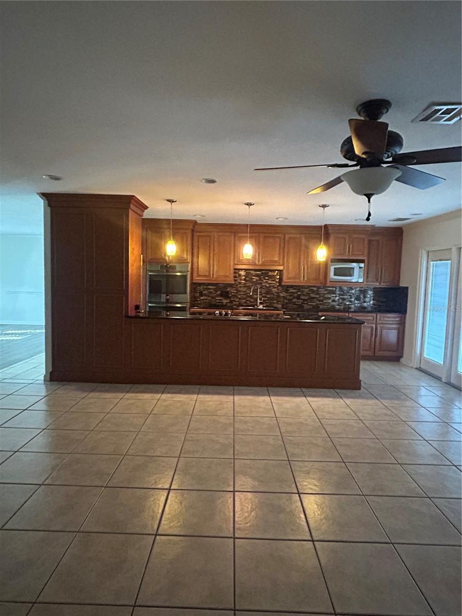 Single Family Residence at 2935 PLANTATION RD, WINTER HAVEN, photo 38 of 53