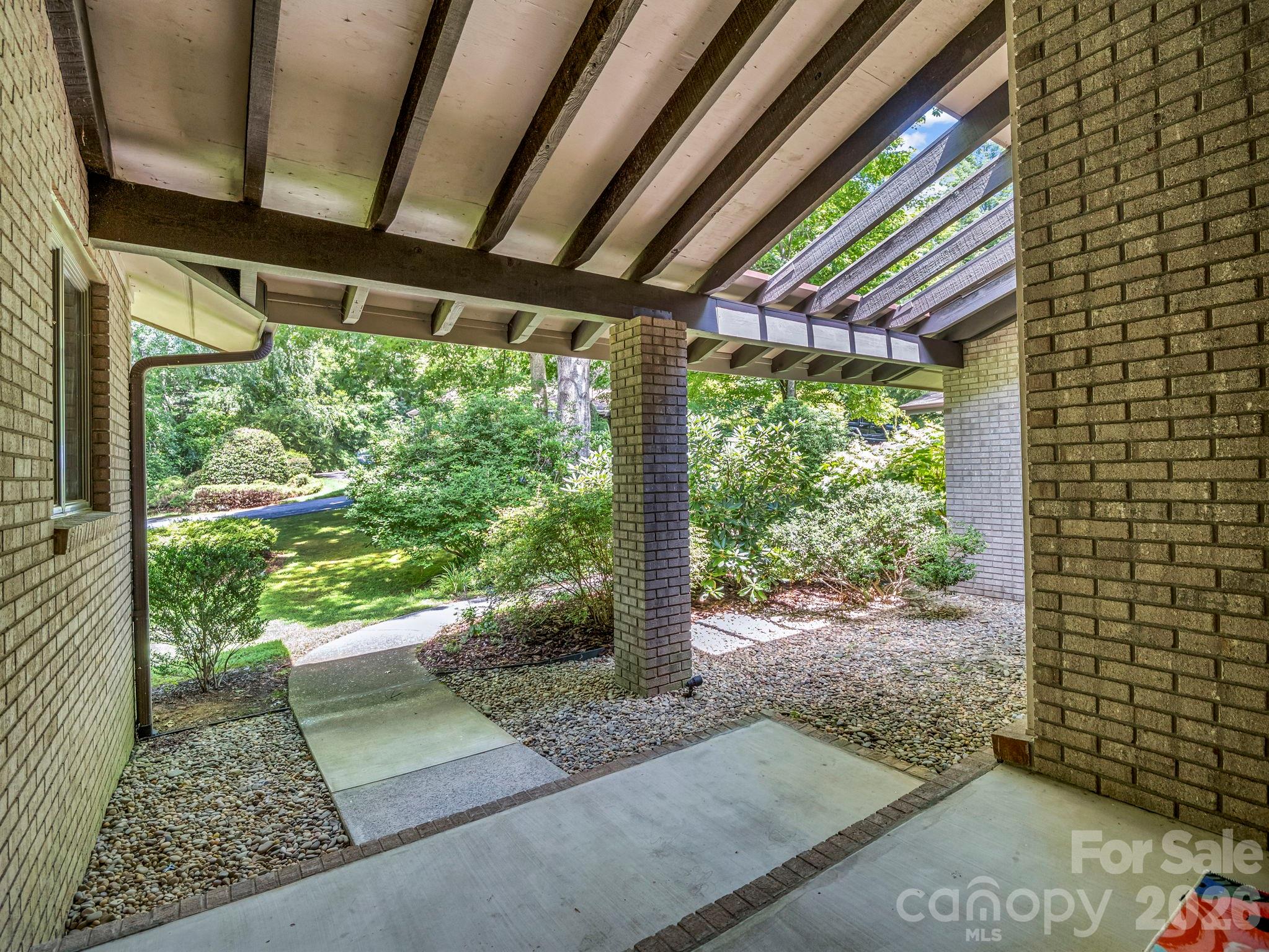 Covered entrance - 115 Woodhaven Drive, Hendersonville