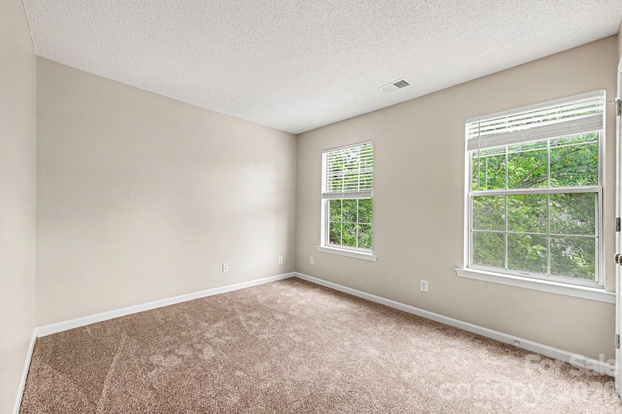 Single Family Residence at 221 Aylesbury Lane, Indian Trail, photo 10 of 23