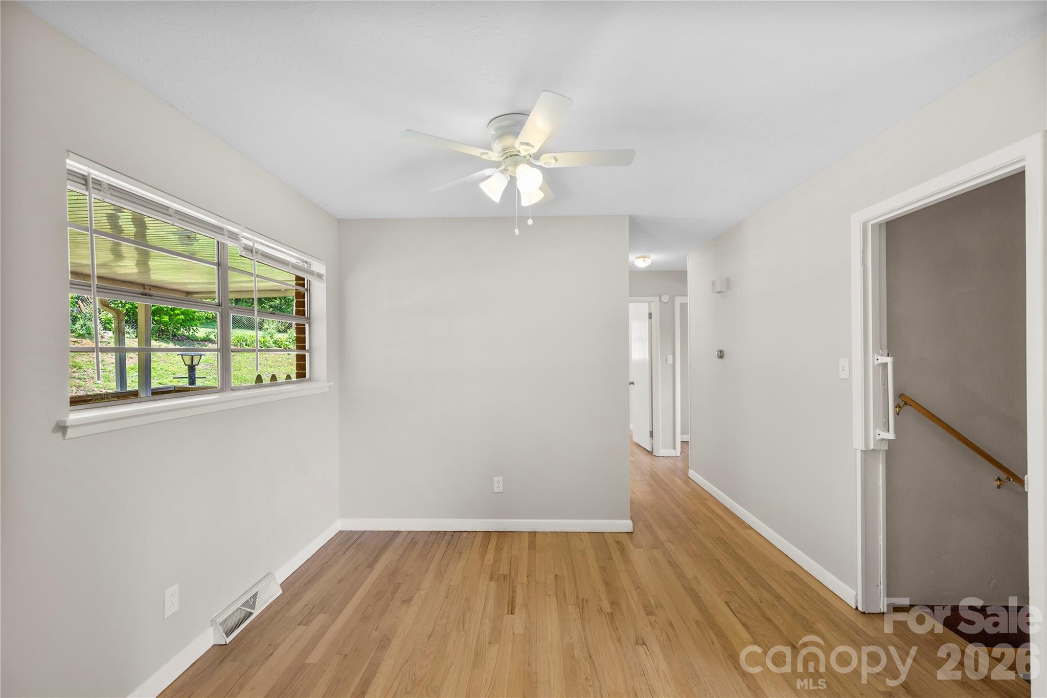 Single Family Residence at 309 Oak Hill Road, Candler, photo 15 of 39