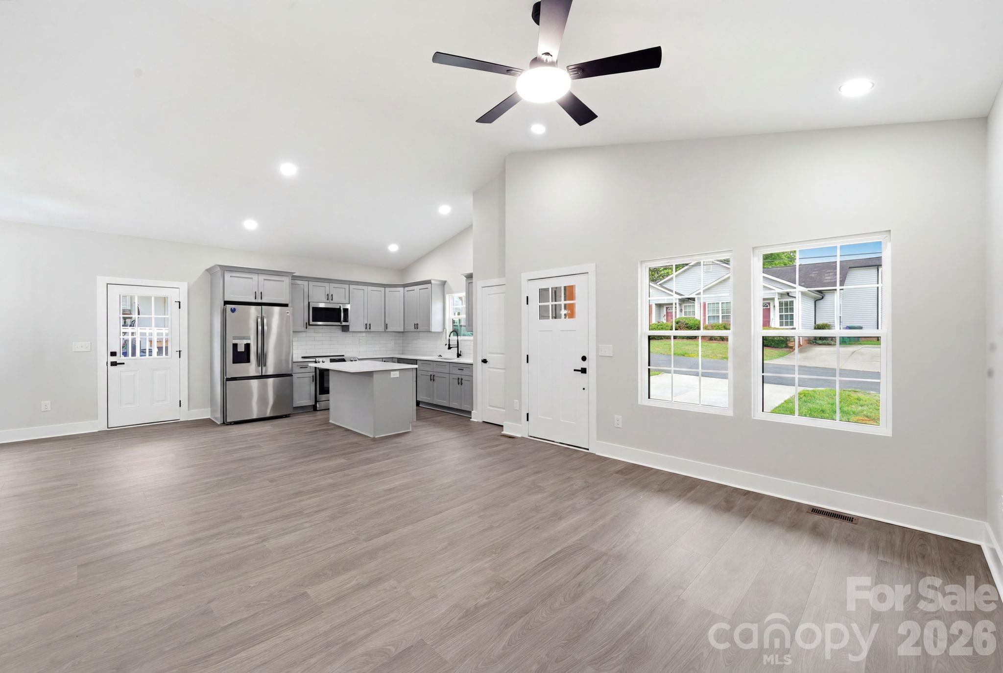 Single Family Residence at 272 Hilltop Avenue SW, Concord, photo 2 of 27