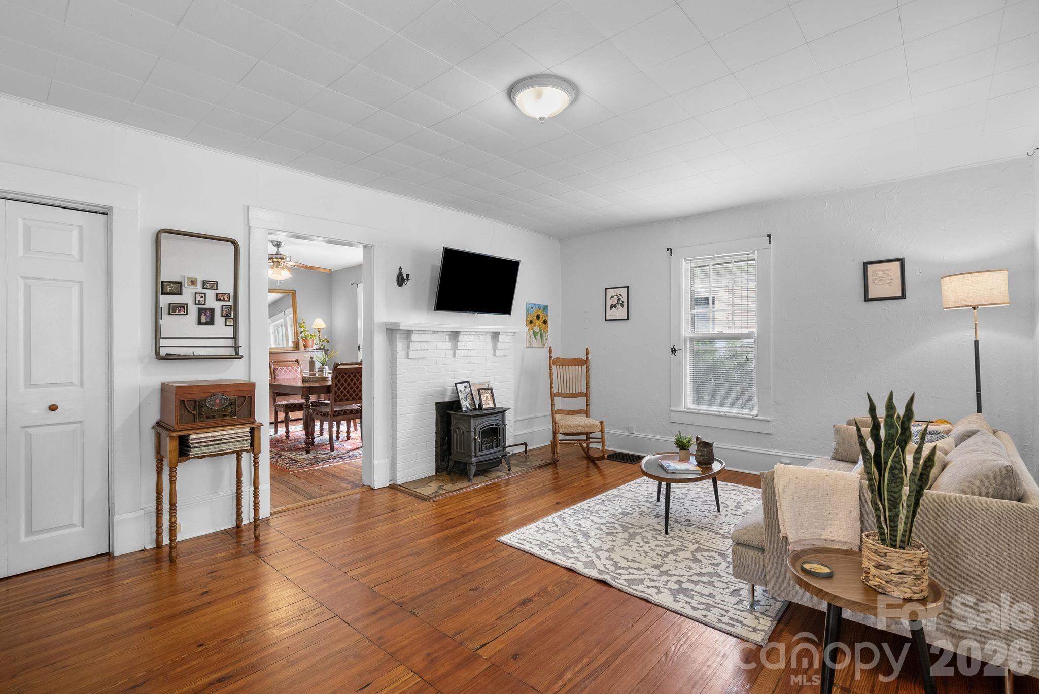 Single Family Residence at 60 Annandale Avenue, Asheville, photo 8 of 35