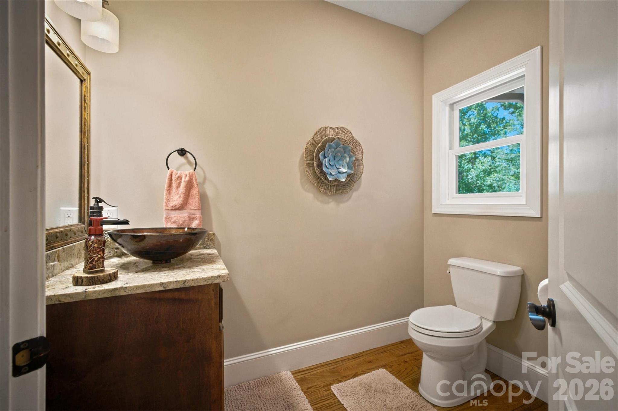 Single Family Residence at 1167 Johns Ridge Parkway, Lenoir, photo 17 of 47