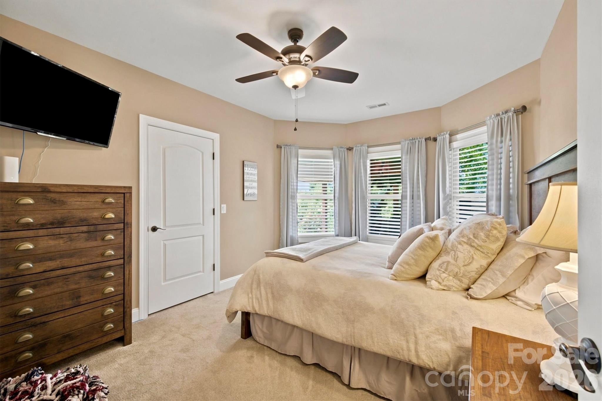 Single Family Residence at 1167 Johns Ridge Parkway, Lenoir, photo 29 of 47