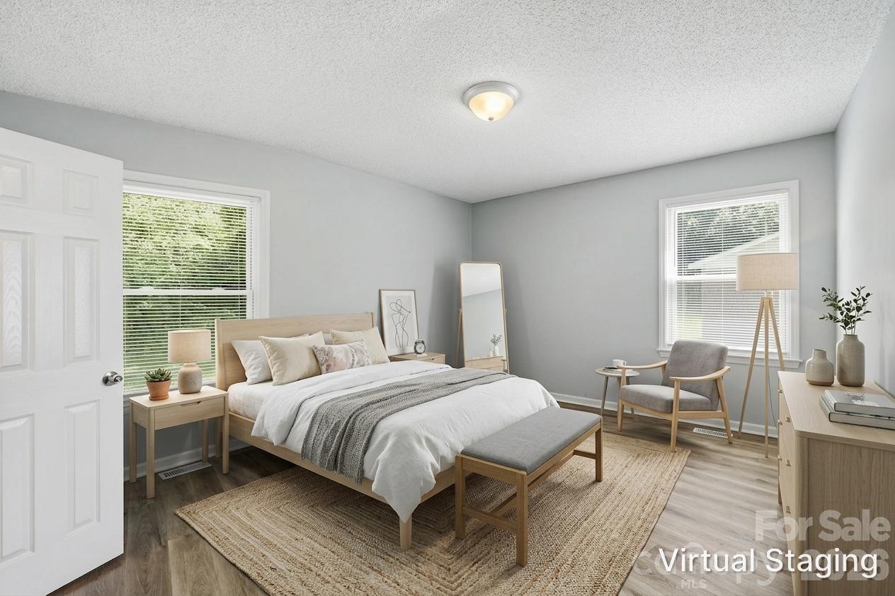 Virtually Staged - 5008 Sea Oates Lane, Bessemer City
