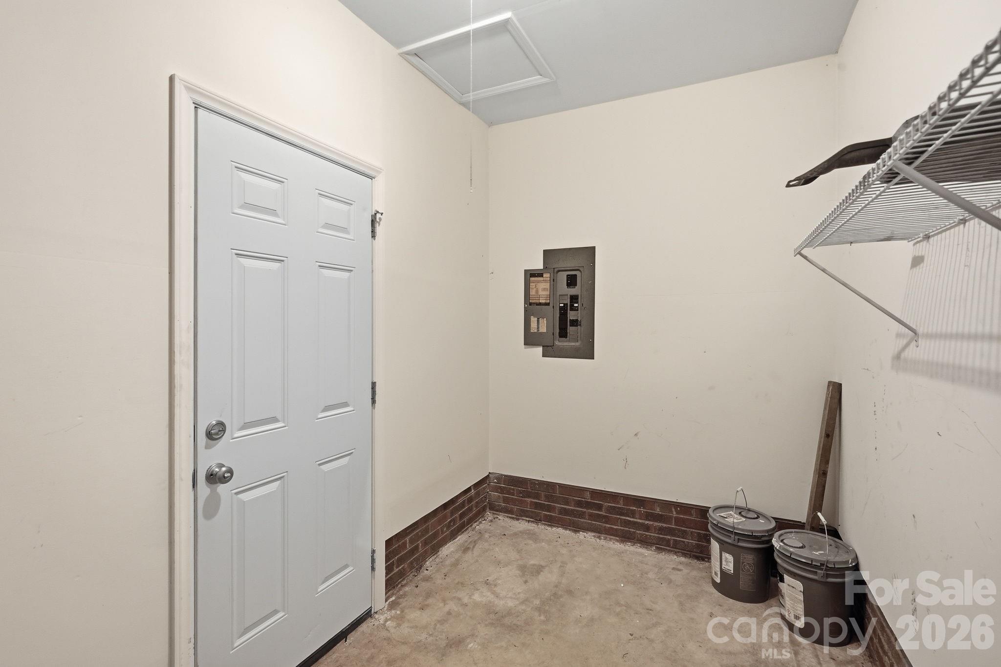 Single Family Residence at 5008 Sea Oates Lane, Bessemer City, photo 29 of 35