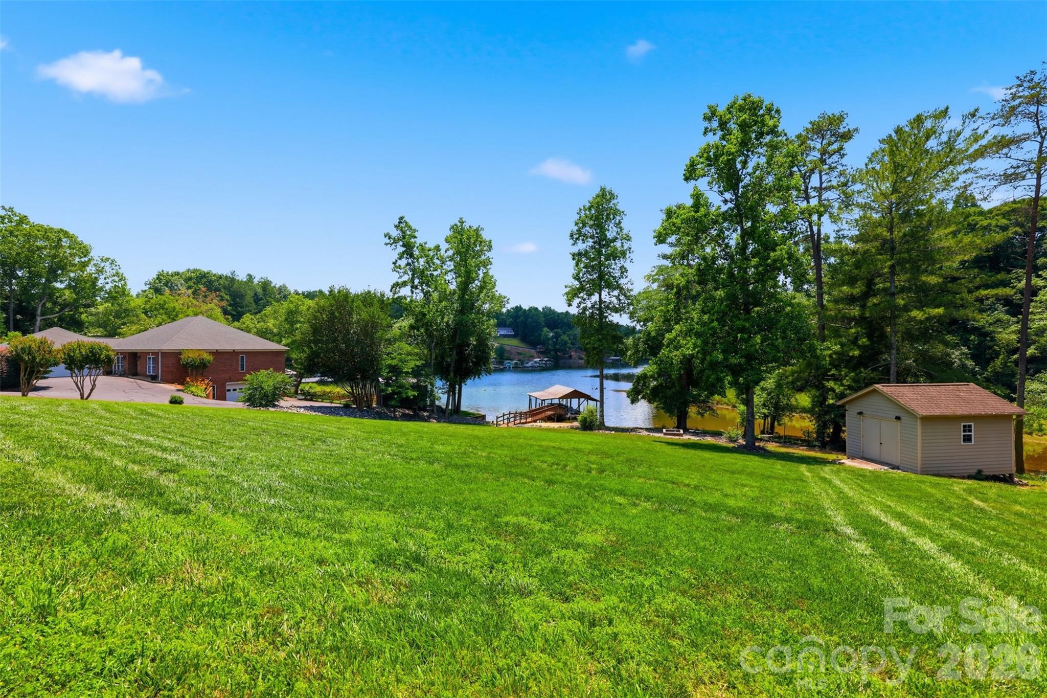 Single Family Residence at 495 Windsor Drive, Taylorsville, photo 6 of 48
