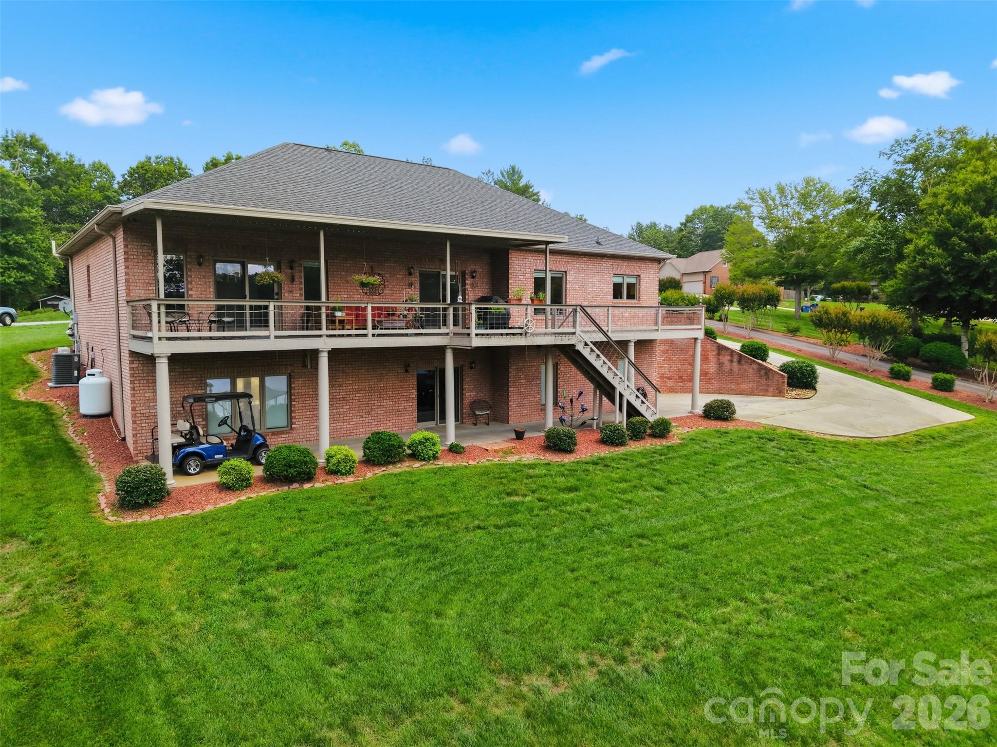 Single Family Residence at 495 Windsor Drive, Taylorsville, photo 11 of 48