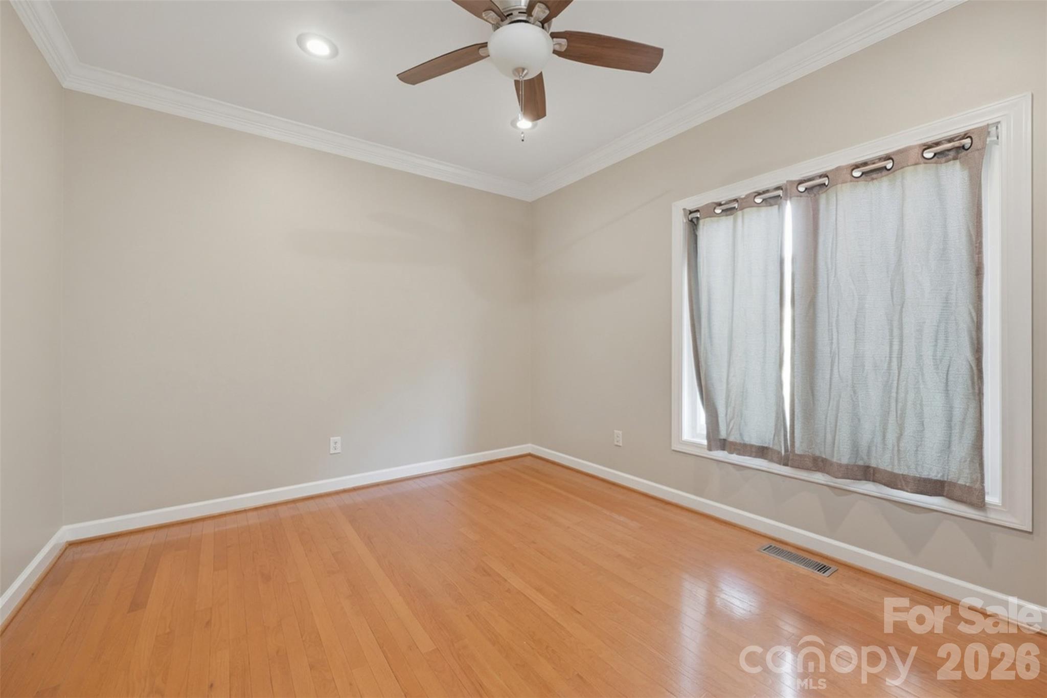 Single Family Residence at 495 Windsor Drive, Taylorsville, photo 31 of 48