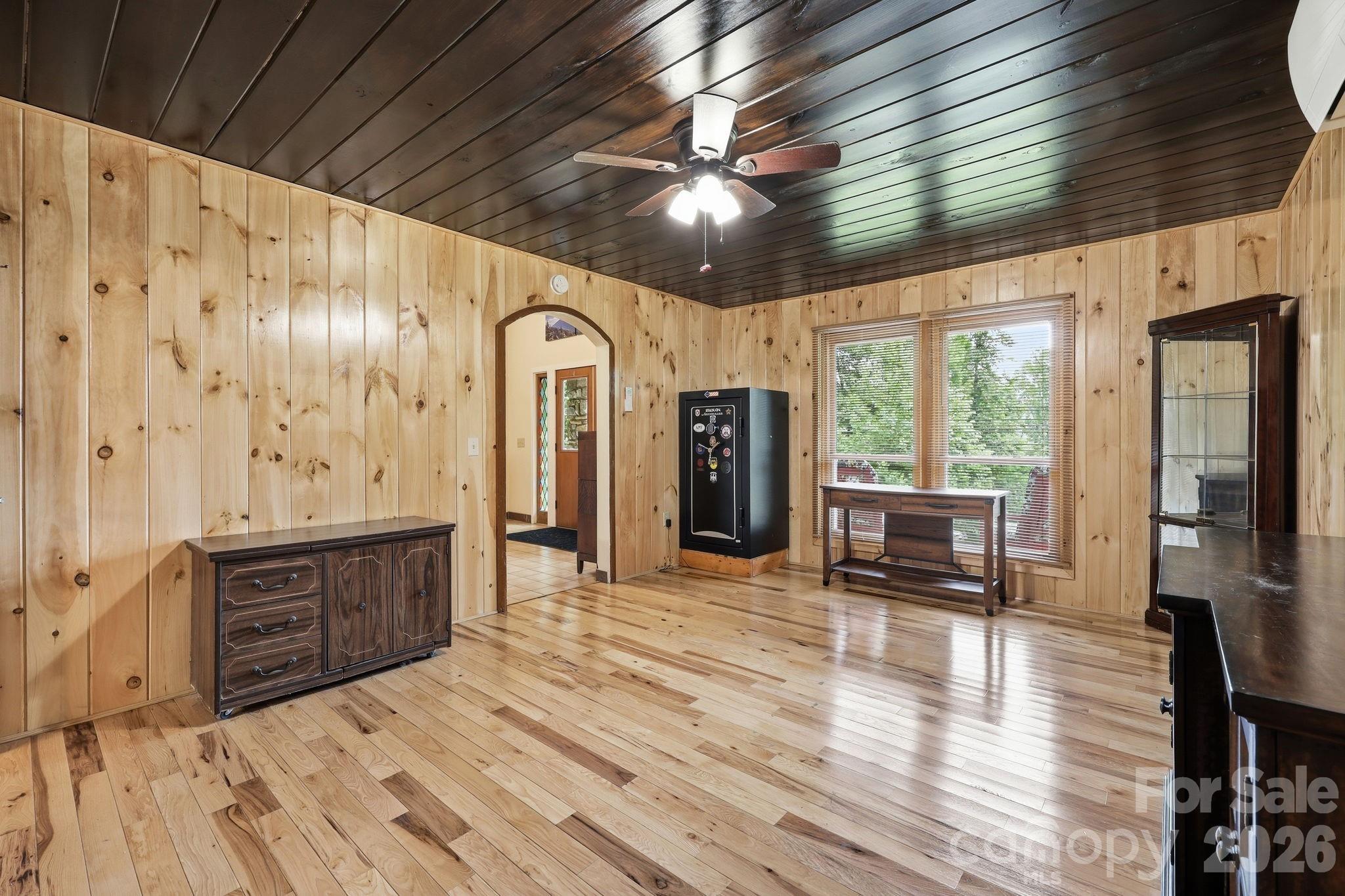 Single Family Residence at 570 Rugged Top Road, Waynesville, photo 5 of 43