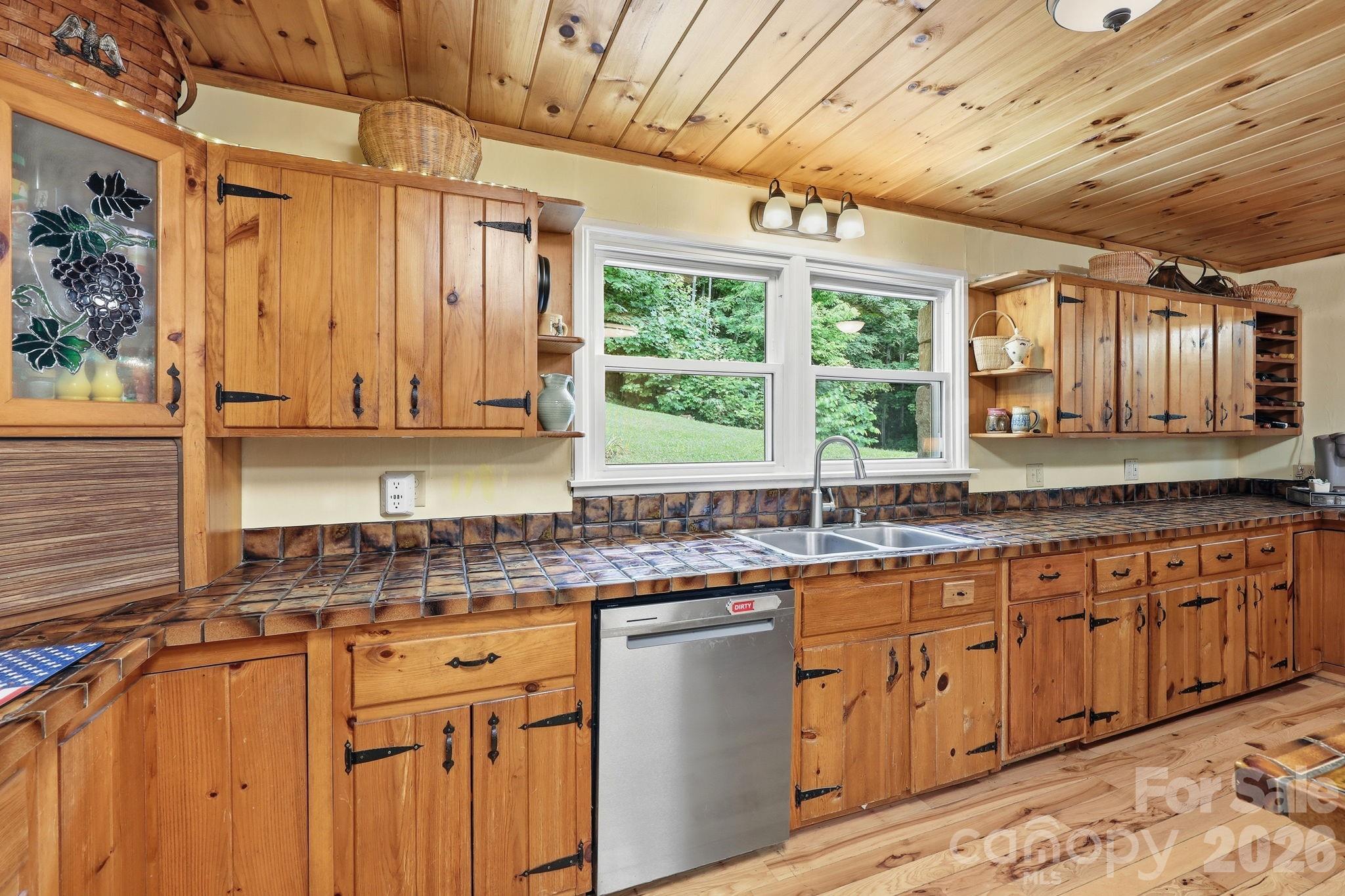 Single Family Residence at 570 Rugged Top Road, Waynesville, photo 14 of 43