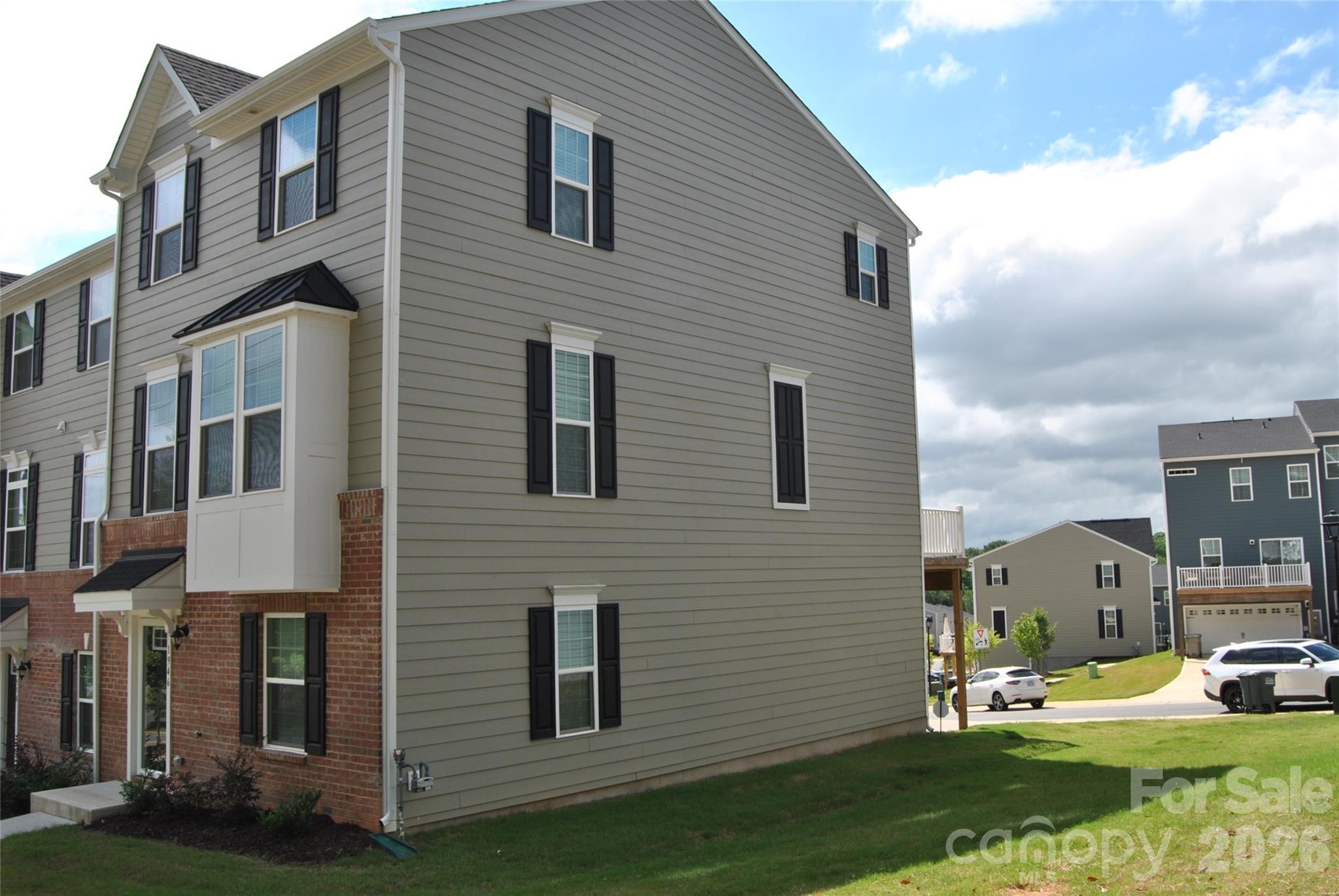 Townhouse at 1946 Tupelo Grove Lane, Gastonia, photo 33 of 34