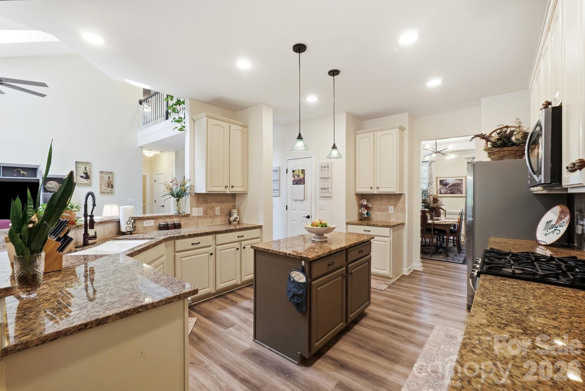 Single Family Residence at 1217 Brionne Court, Waxhaw, photo 12 of 48