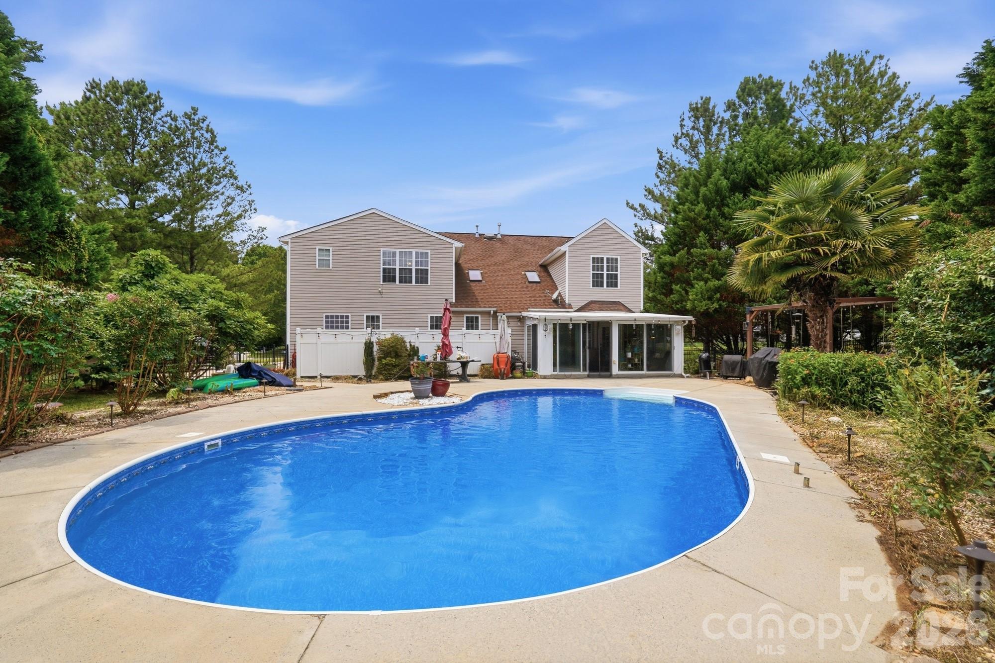 Single Family Residence at 1217 Brionne Court, Waxhaw, photo 47 of 48