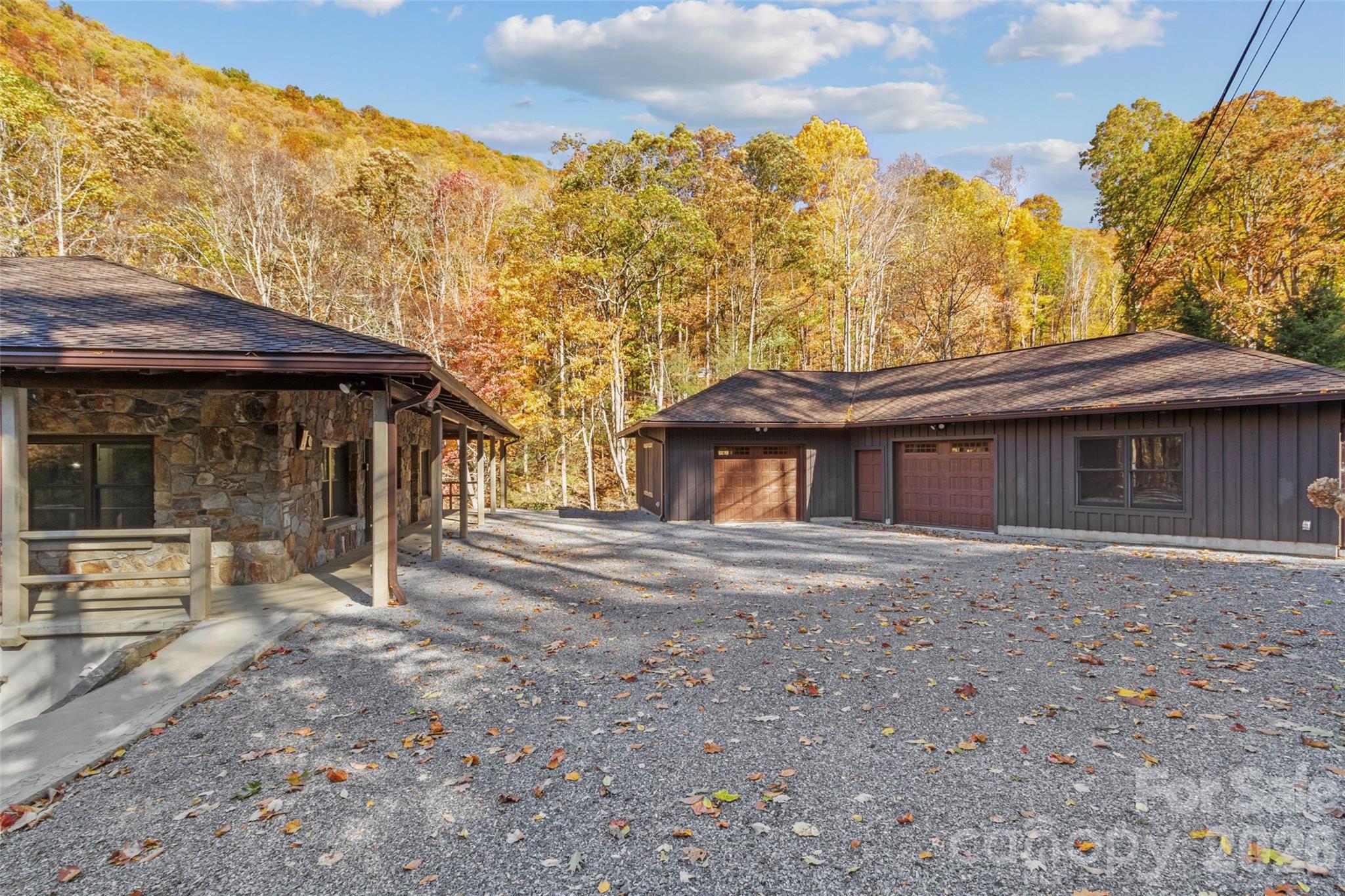 Main house and upper garage - 191 N Fork Road, Burnsville